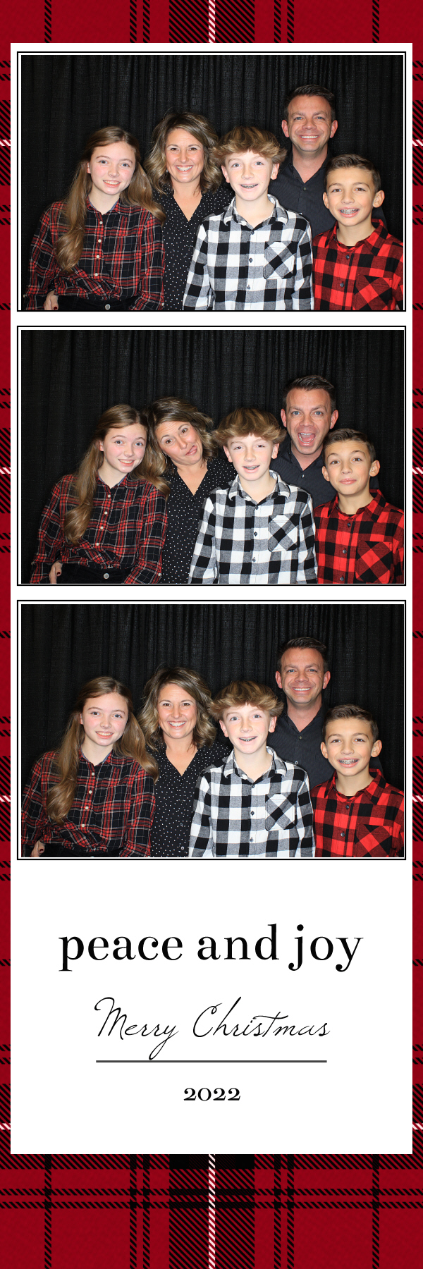 Christmas Eve Services | View more photos from the event at gallery.photoboothbillings.com/u/PhotoBoothBillings/Christmas-Eve-Services