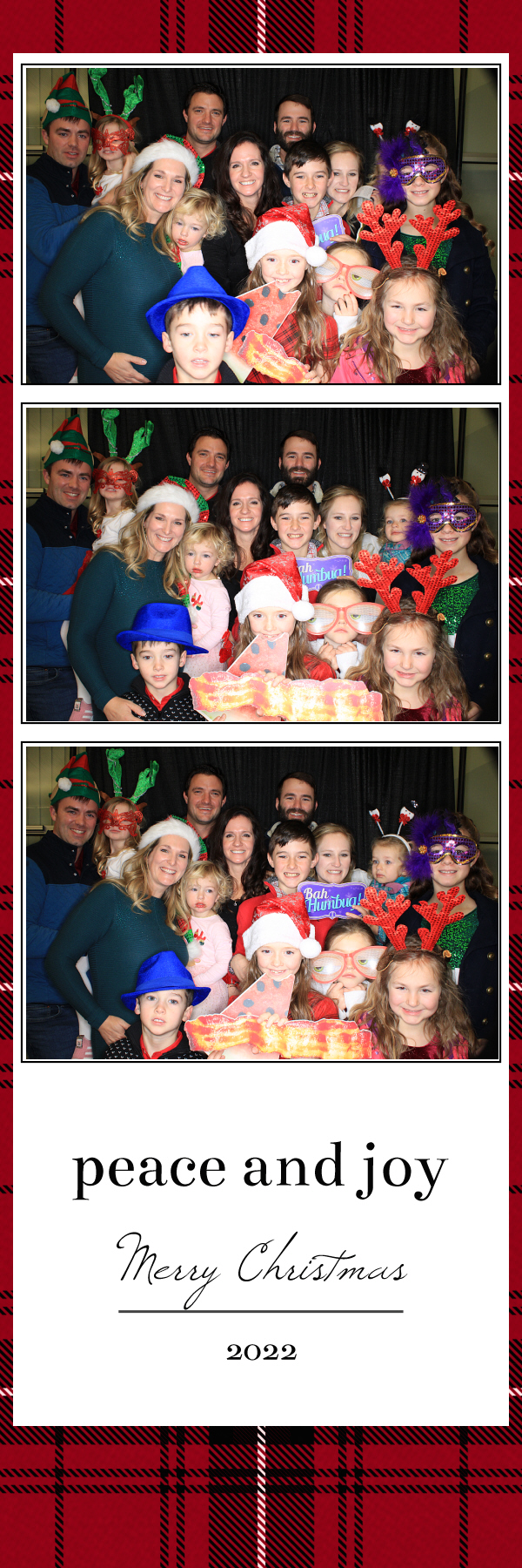 Christmas Eve Services | View more photos from the event at gallery.photoboothbillings.com/u/PhotoBoothBillings/Christmas-Eve-Services