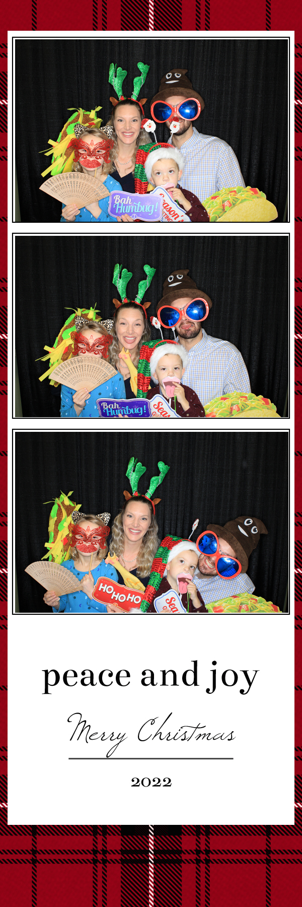 Christmas Eve Services | View more photos from the event at gallery.photoboothbillings.com/u/PhotoBoothBillings/Christmas-Eve-Services