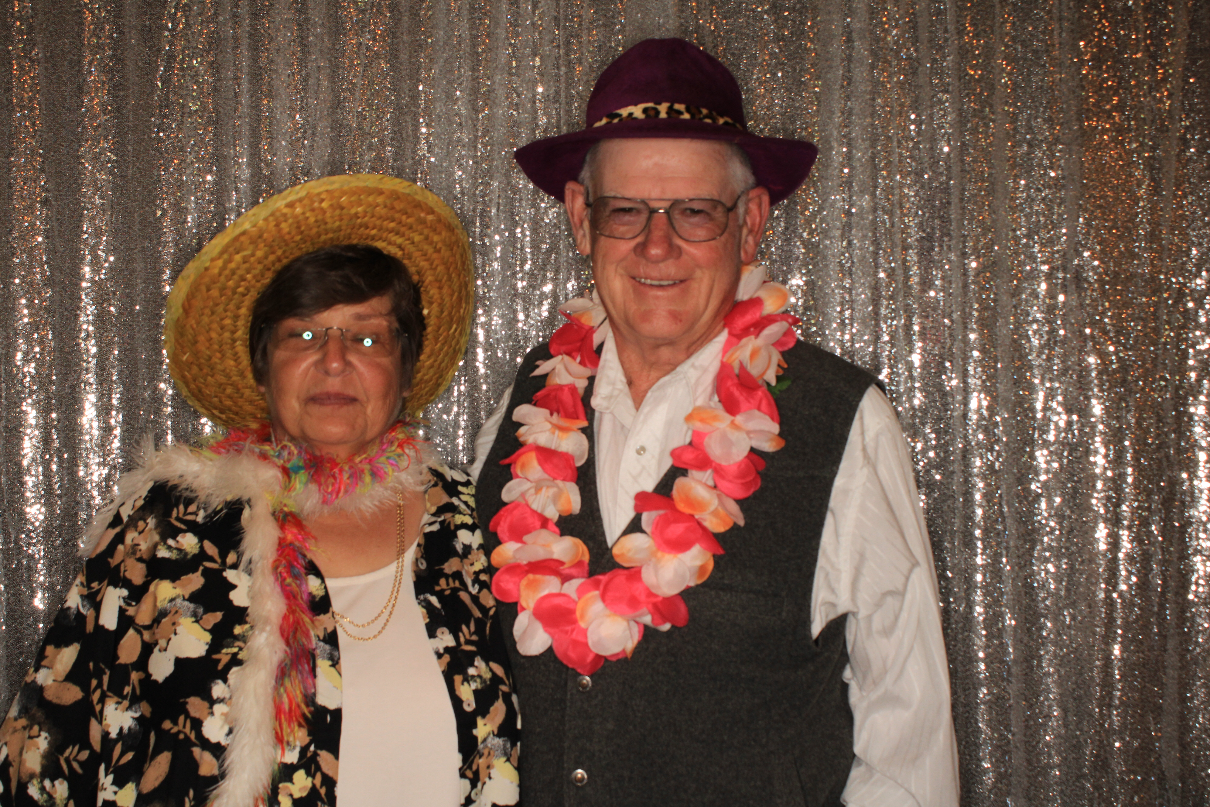 Dana and Ryan's Wedding | View more photos from the event at gallery.photoboothbillings.com/u/PhotoBoothBillings/Dana-and-Ryans-Wedding