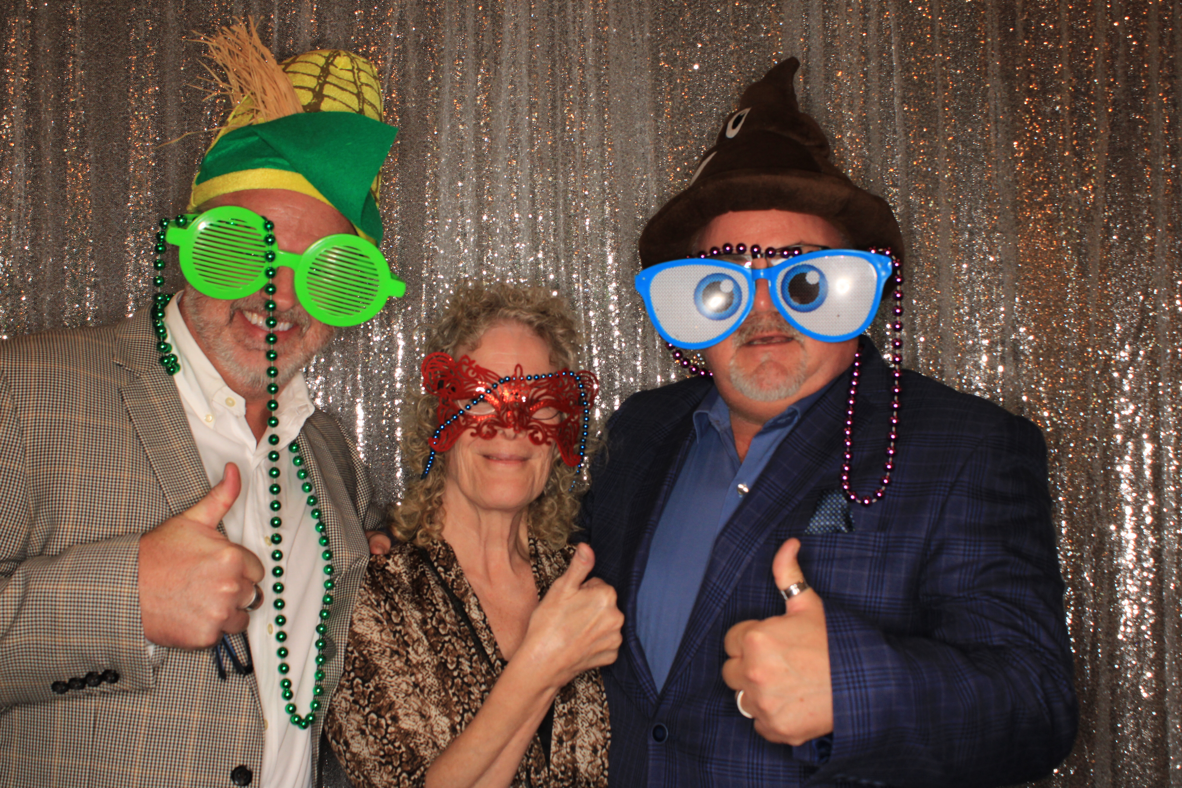 Dana and Ryan's Wedding | View more photos from the event at gallery.photoboothbillings.com/u/PhotoBoothBillings/Dana-and-Ryans-Wedding