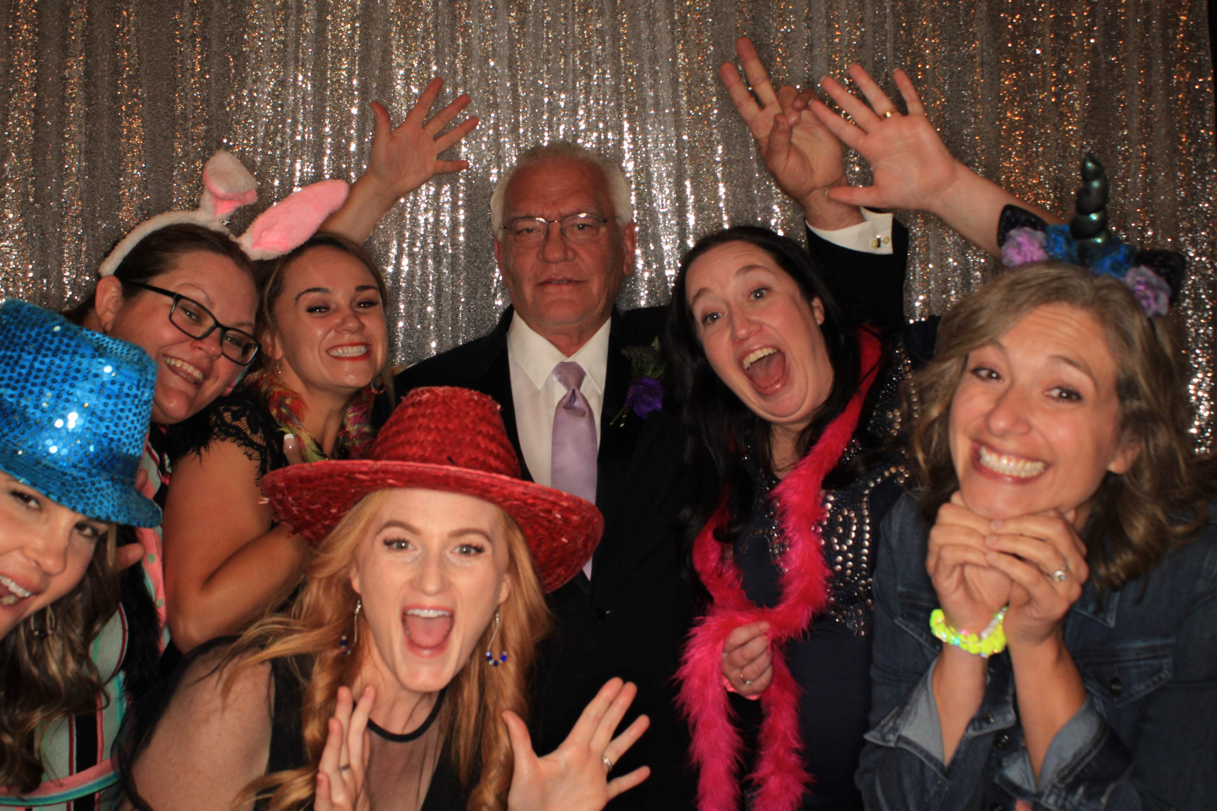 Dana and Ryan's Wedding | View more photos from the event at gallery.photoboothbillings.com/u/PhotoBoothBillings/Dana-and-Ryans-Wedding