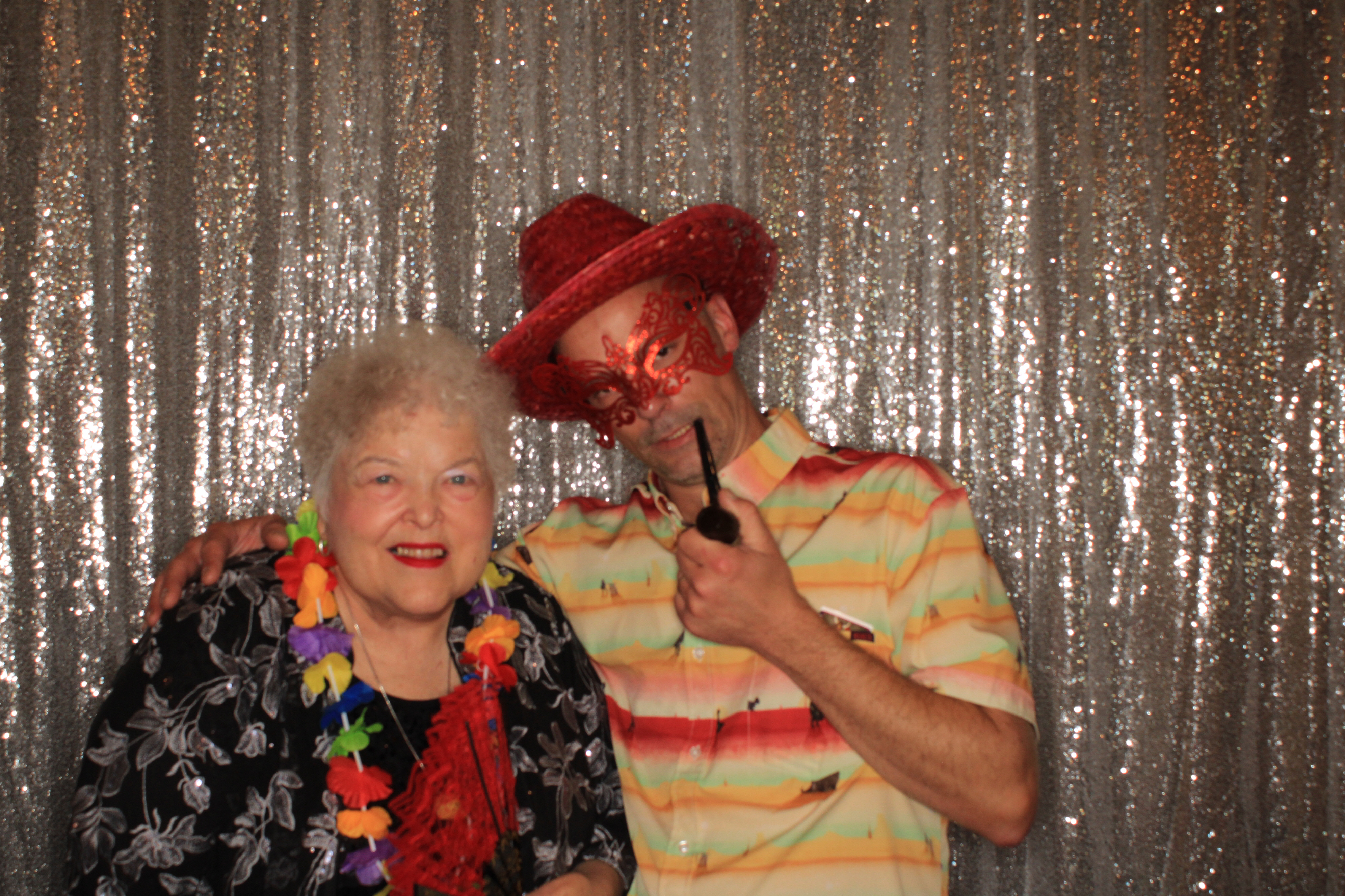 Dana and Ryan's Wedding | View more photos from the event at gallery.photoboothbillings.com/u/PhotoBoothBillings/Dana-and-Ryans-Wedding