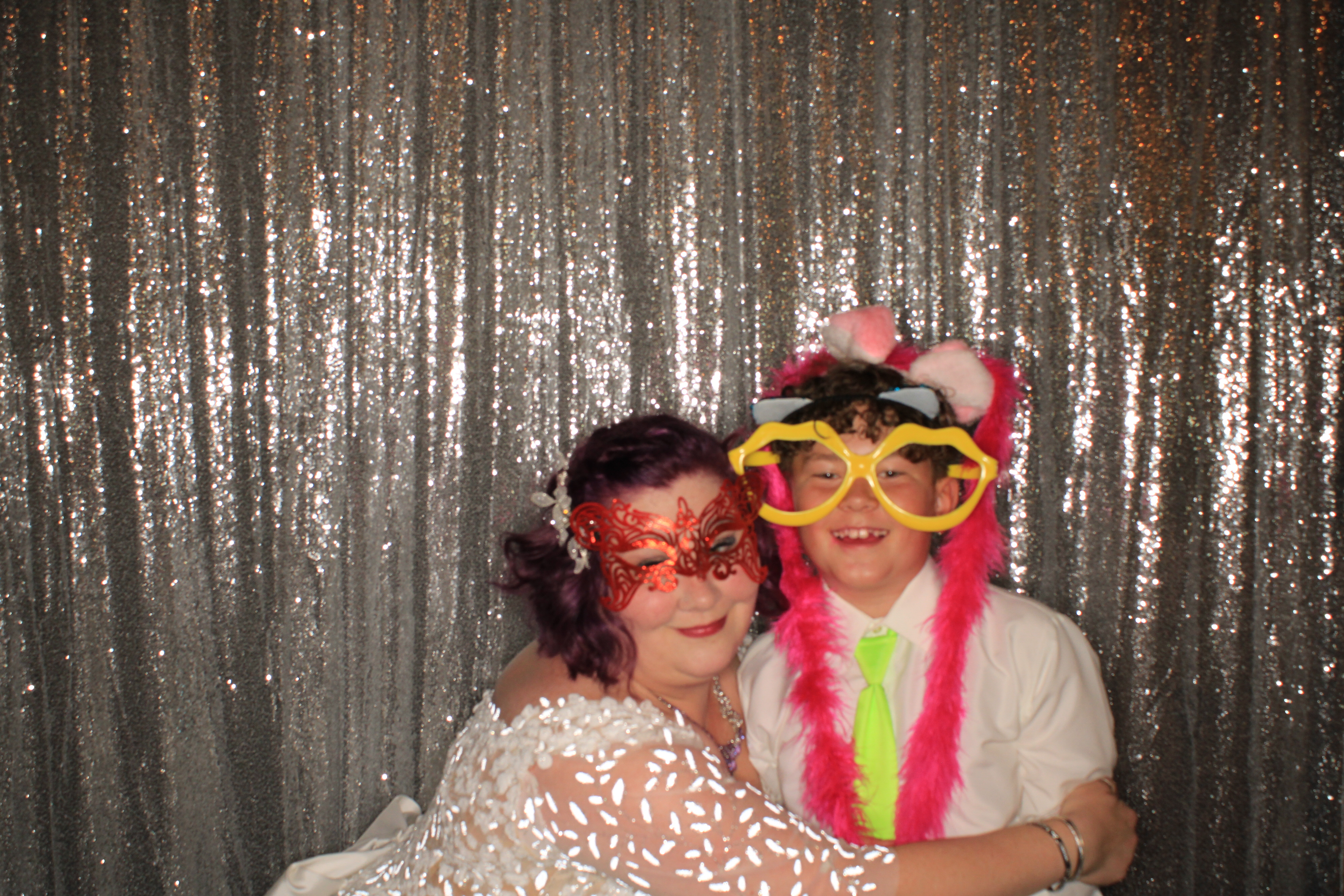 Dana and Ryan's Wedding | View more photos from the event at gallery.photoboothbillings.com/u/PhotoBoothBillings/Dana-and-Ryans-Wedding