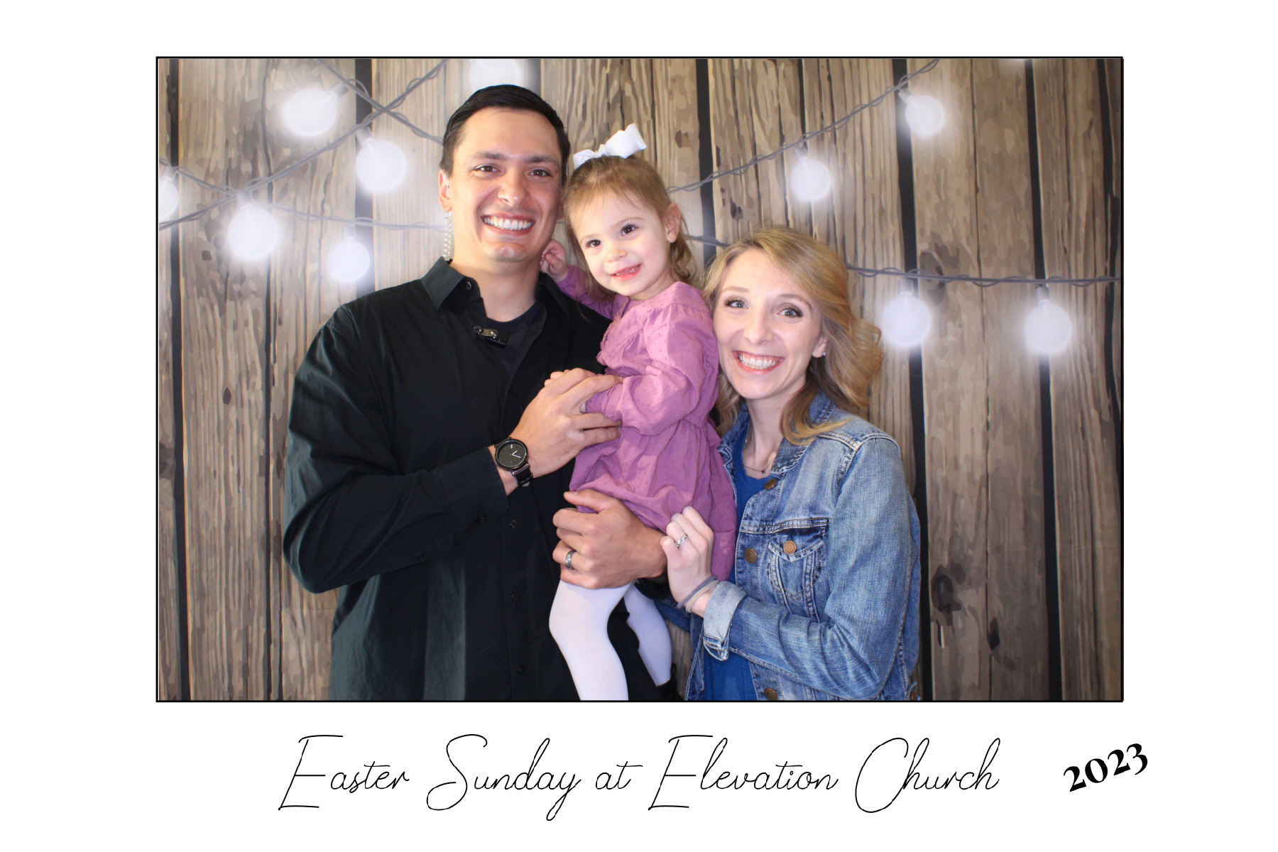 Elevation Church | View more photos from the event at gallery.photoboothbillings.com/u/PhotoBoothBillings/Elevation-Church