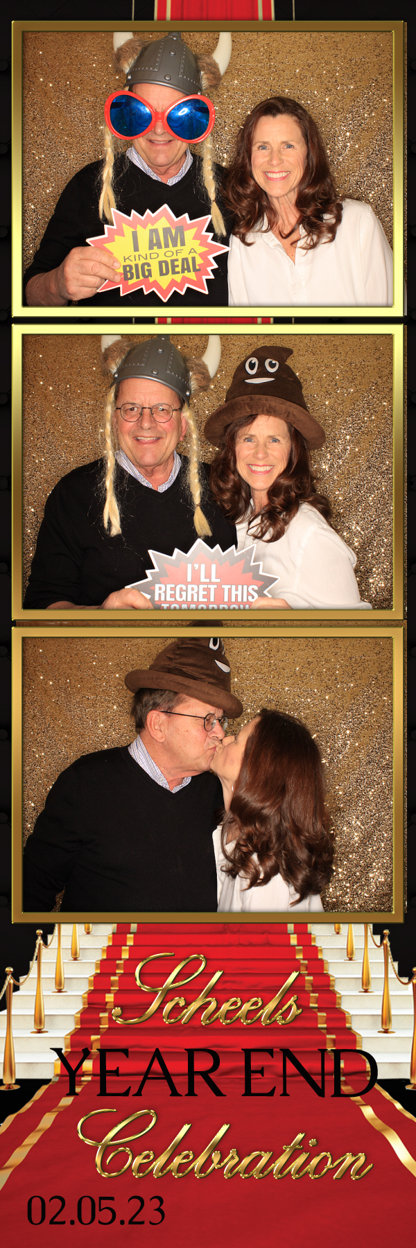 End of Year Celebration | View more photos from the event at gallery.photoboothbillings.com/u/PhotoBoothBillings/End-of-Year-Celebration