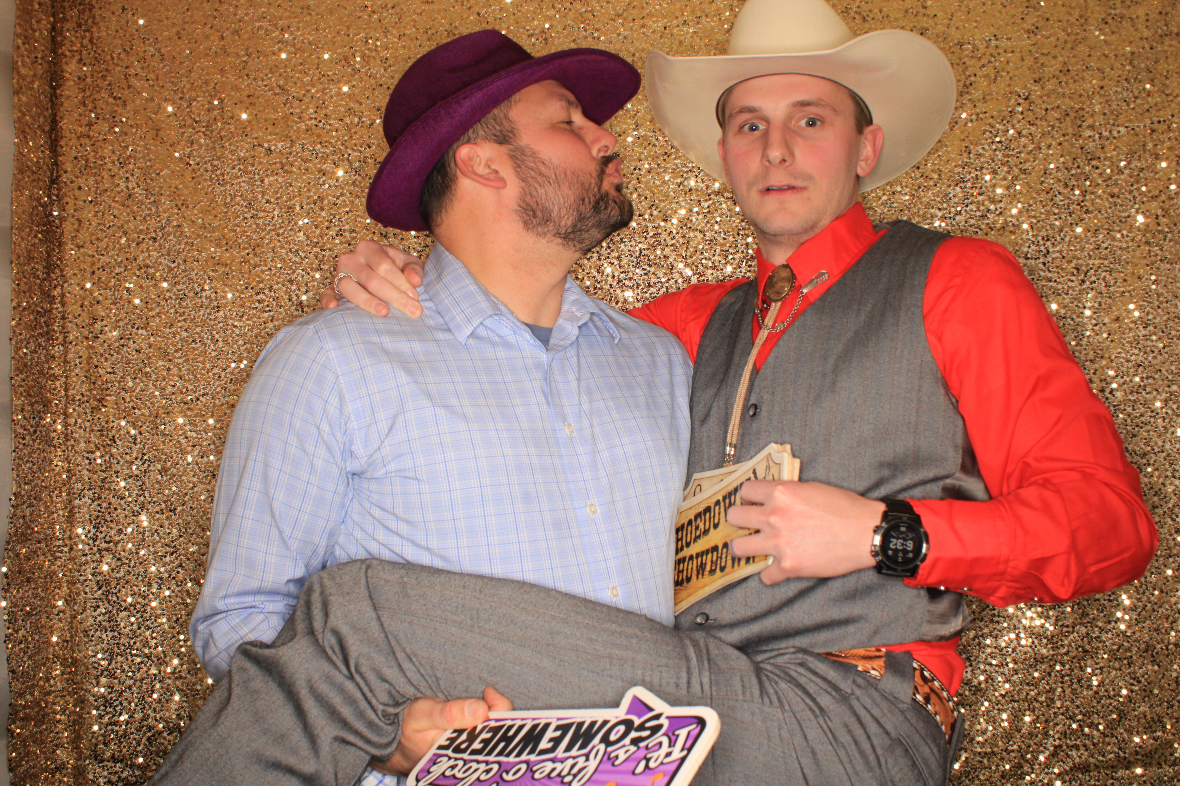 End of Year Celebration | View more photos from the event at gallery.photoboothbillings.com/u/PhotoBoothBillings/End-of-Year-Celebration