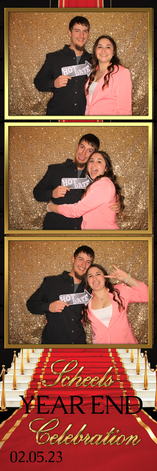 End of Year Celebration | View more photos from the event at gallery.photoboothbillings.com/u/PhotoBoothBillings/End-of-Year-Celebration