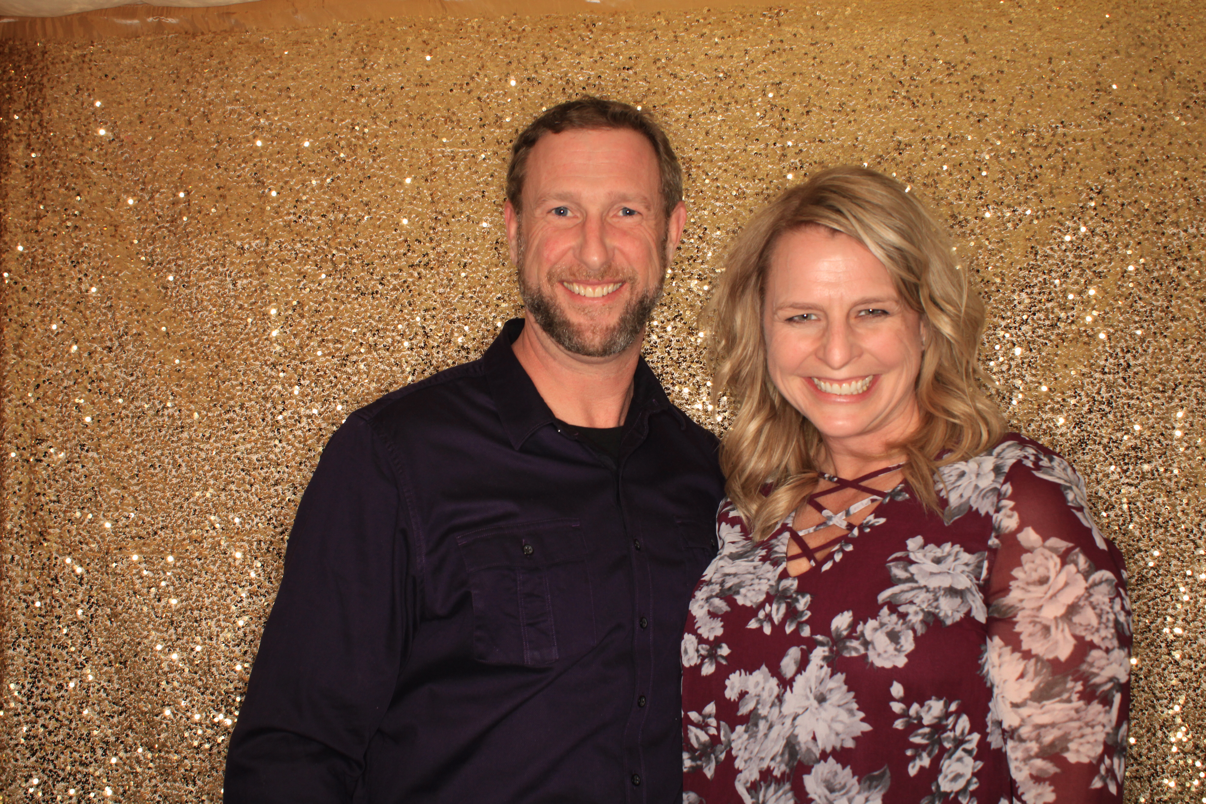 End of Year Celebration | View more photos from the event at gallery.photoboothbillings.com/u/PhotoBoothBillings/End-of-Year-Celebration