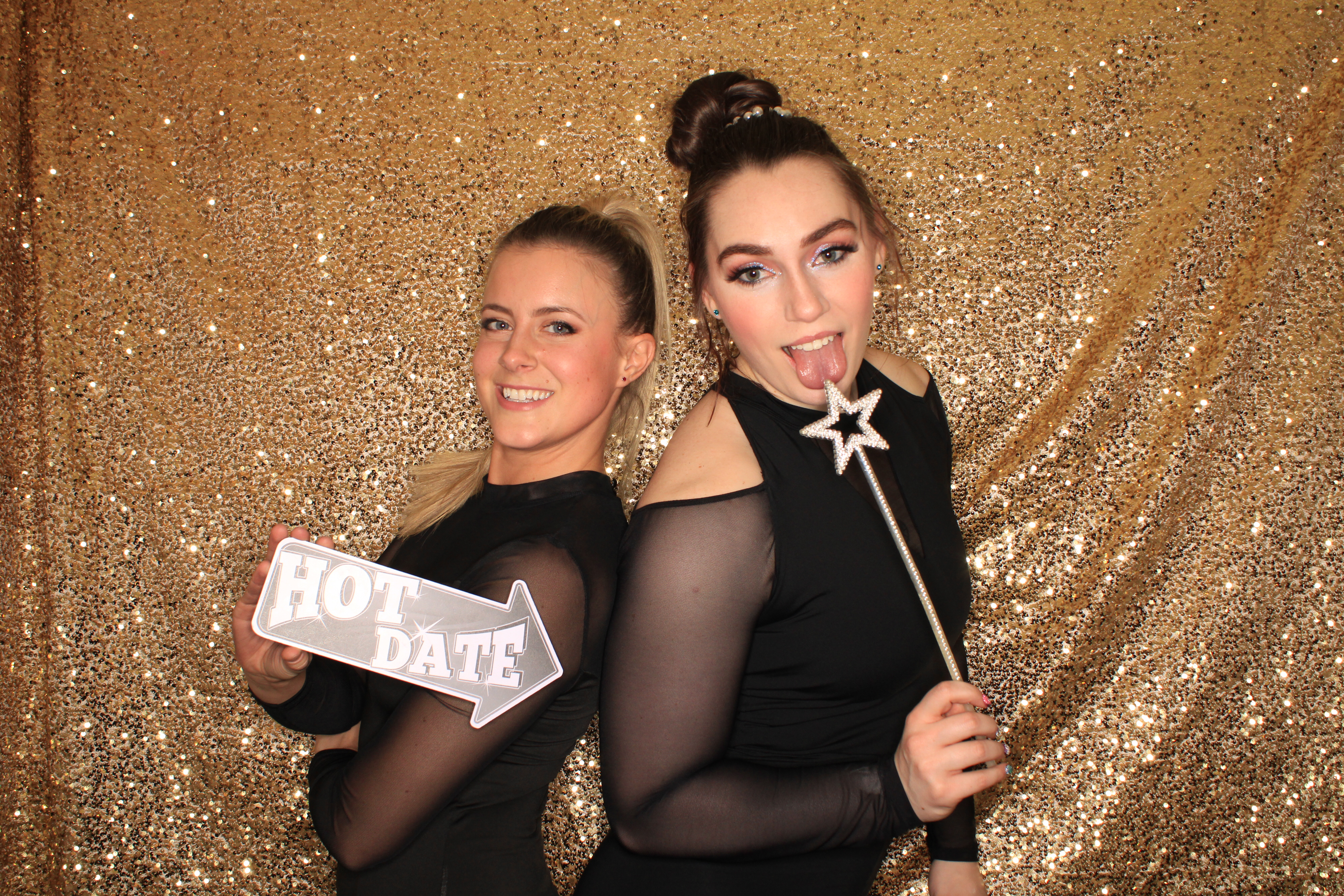 End of Year Celebration | View more photos from the event at gallery.photoboothbillings.com/u/PhotoBoothBillings/End-of-Year-Celebration