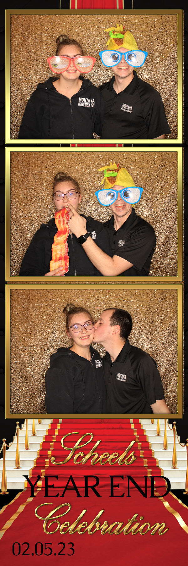 End of Year Celebration | View more photos from the event at gallery.photoboothbillings.com/u/PhotoBoothBillings/End-of-Year-Celebration