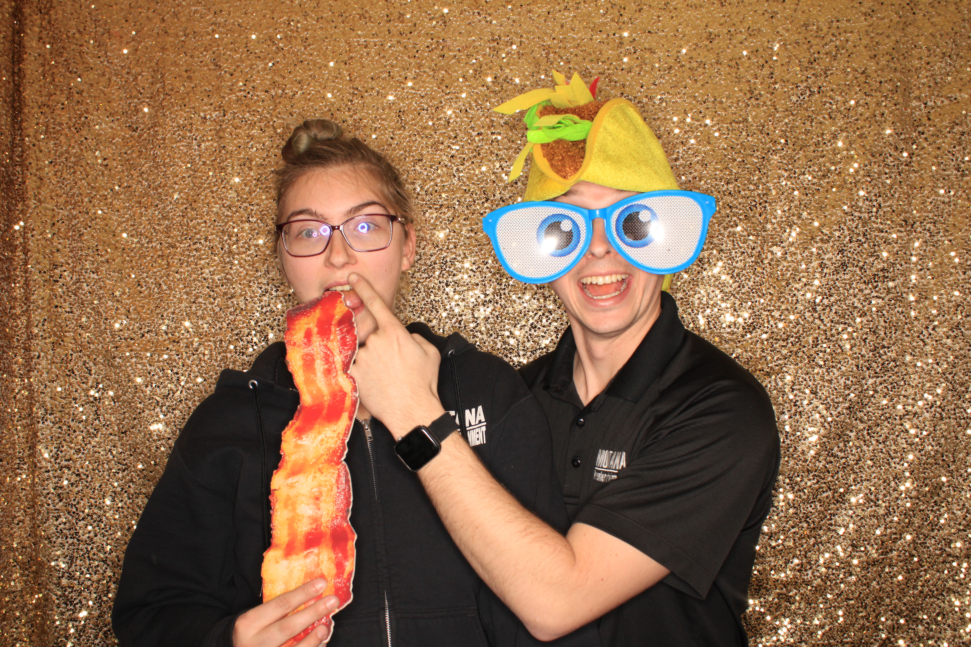 End of Year Celebration | View more photos from the event at gallery.photoboothbillings.com/u/PhotoBoothBillings/End-of-Year-Celebration