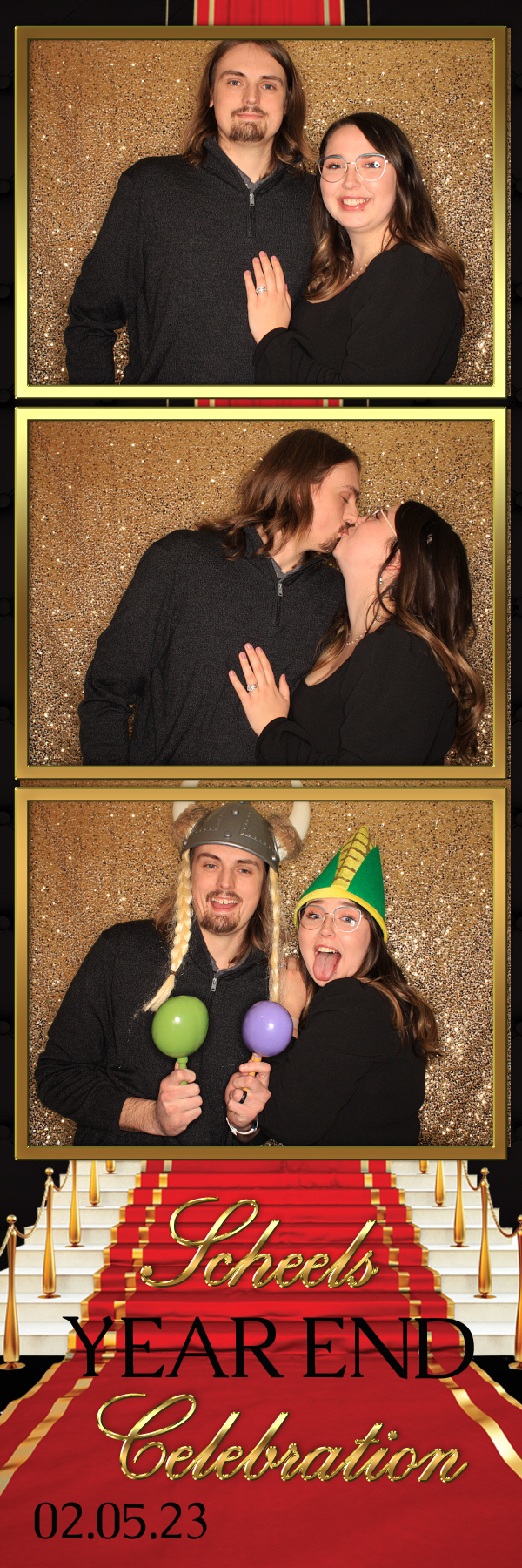 End of Year Celebration | View more photos from the event at gallery.photoboothbillings.com/u/PhotoBoothBillings/End-of-Year-Celebration
