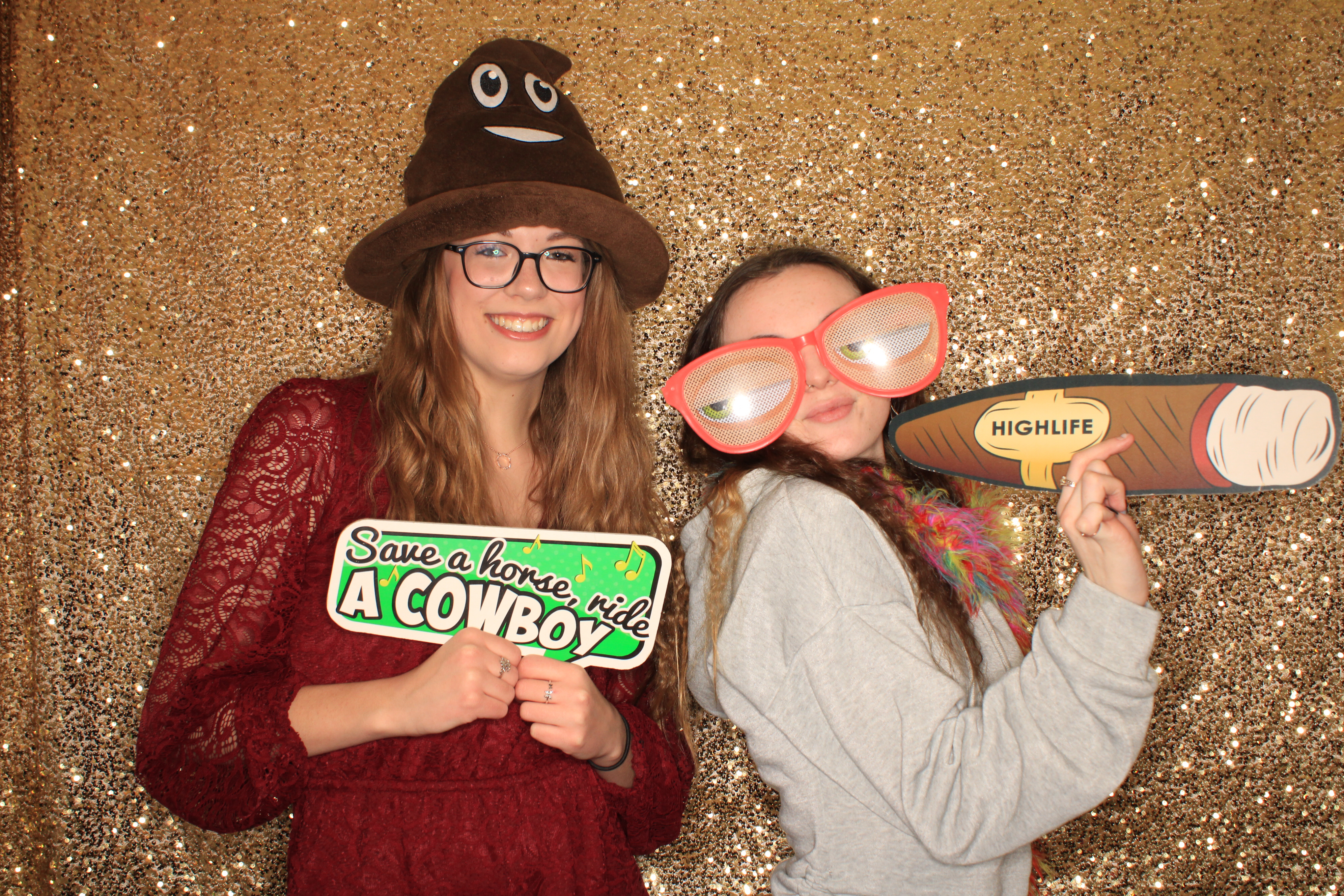 End of Year Celebration | View more photos from the event at gallery.photoboothbillings.com/u/PhotoBoothBillings/End-of-Year-Celebration