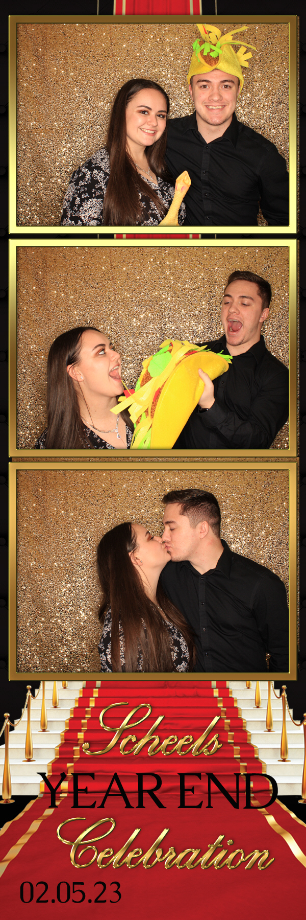 End of Year Celebration | View more photos from the event at gallery.photoboothbillings.com/u/PhotoBoothBillings/End-of-Year-Celebration