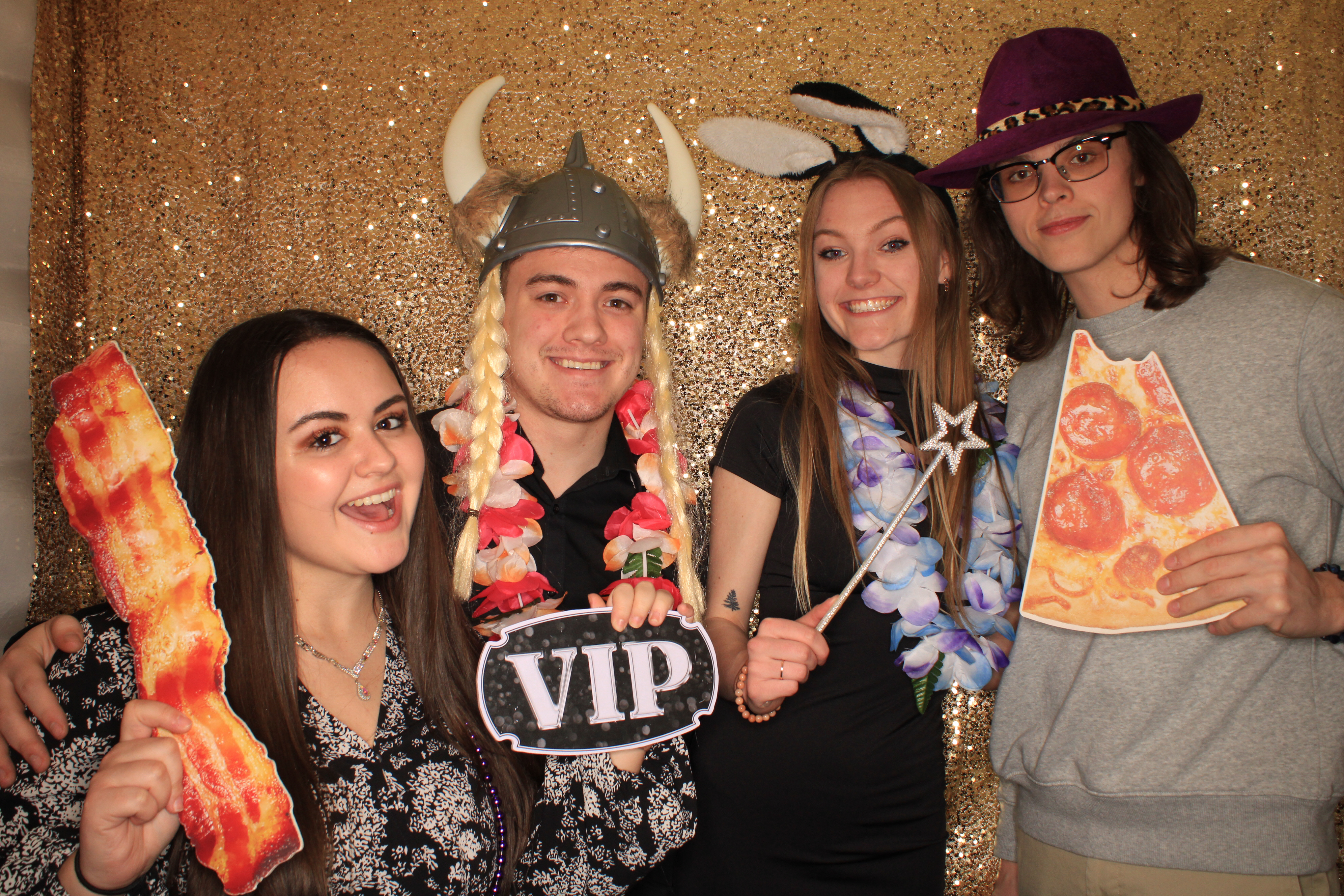 End of Year Celebration | View more photos from the event at gallery.photoboothbillings.com/u/PhotoBoothBillings/End-of-Year-Celebration
