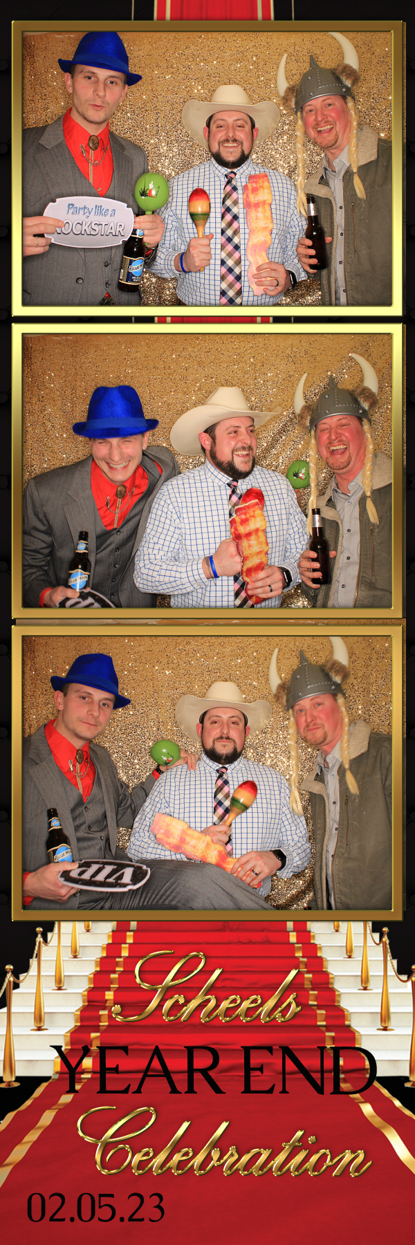 End of Year Celebration | View more photos from the event at gallery.photoboothbillings.com/u/PhotoBoothBillings/End-of-Year-Celebration