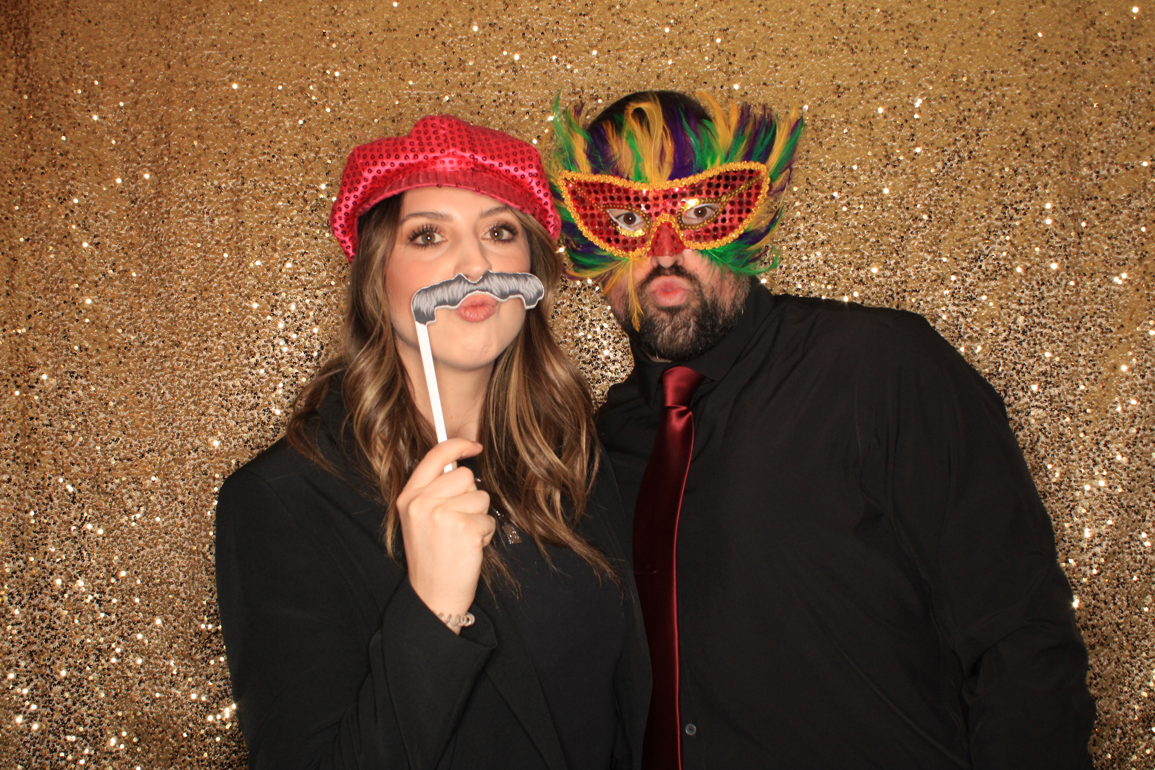 End of Year Celebration | View more photos from the event at gallery.photoboothbillings.com/u/PhotoBoothBillings/End-of-Year-Celebration