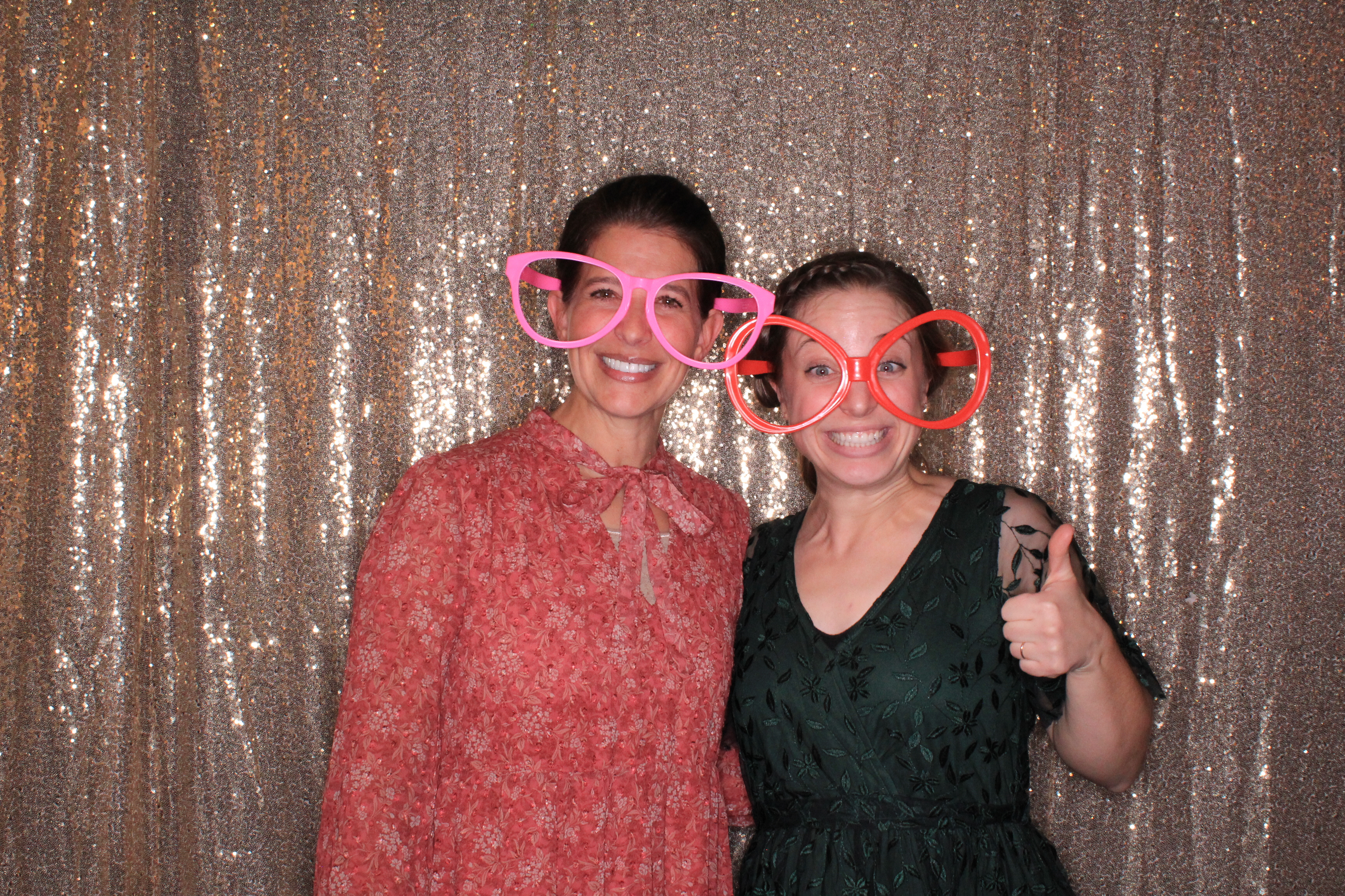 Ethan and Alexa's Wedding | View more photos from the event at gallery.photoboothbillings.com/u/PhotoBoothBillings/Ethan-and-Alexas-Wedding