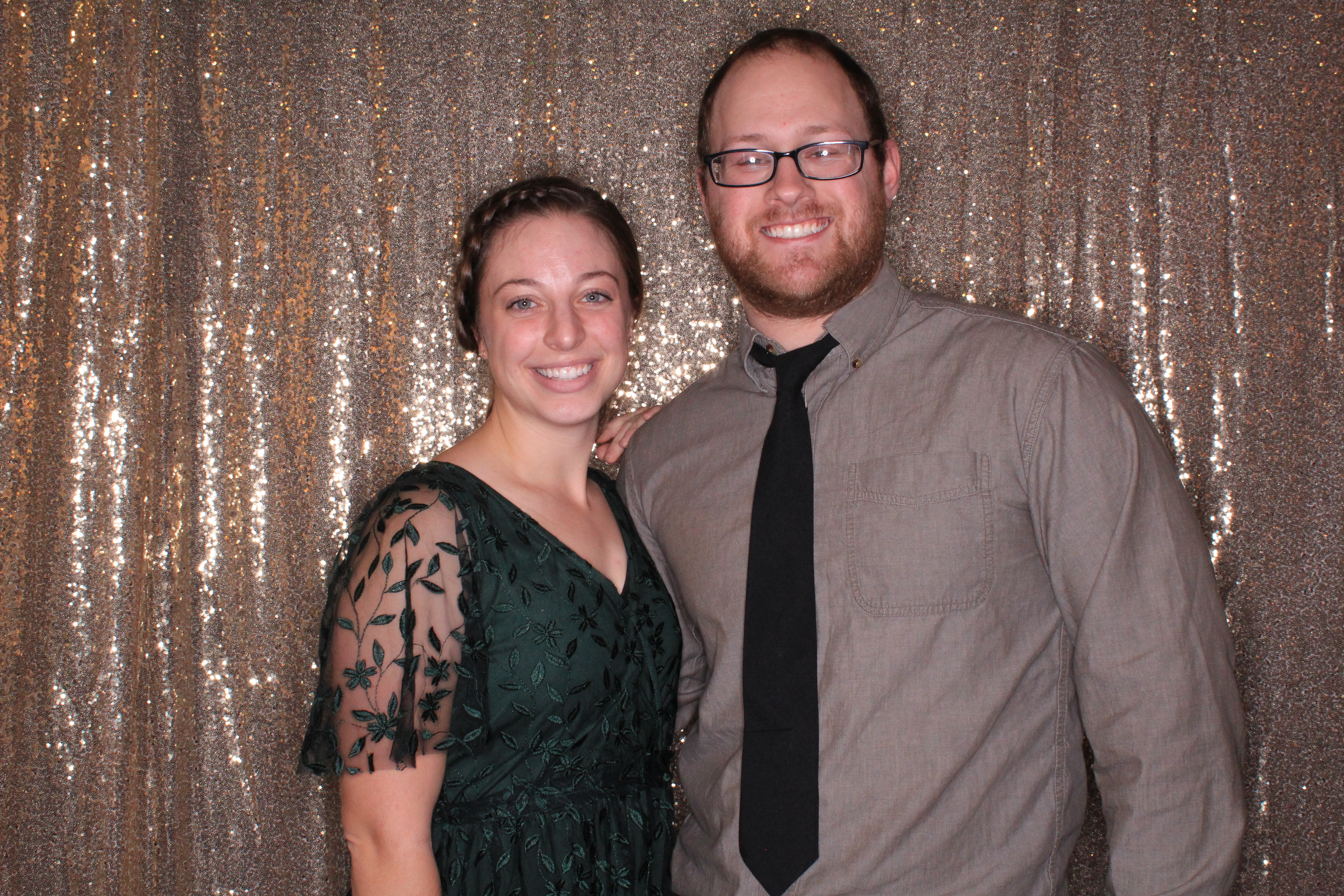 Ethan and Alexa's Wedding | View more photos from the event at gallery.photoboothbillings.com/u/PhotoBoothBillings/Ethan-and-Alexas-Wedding