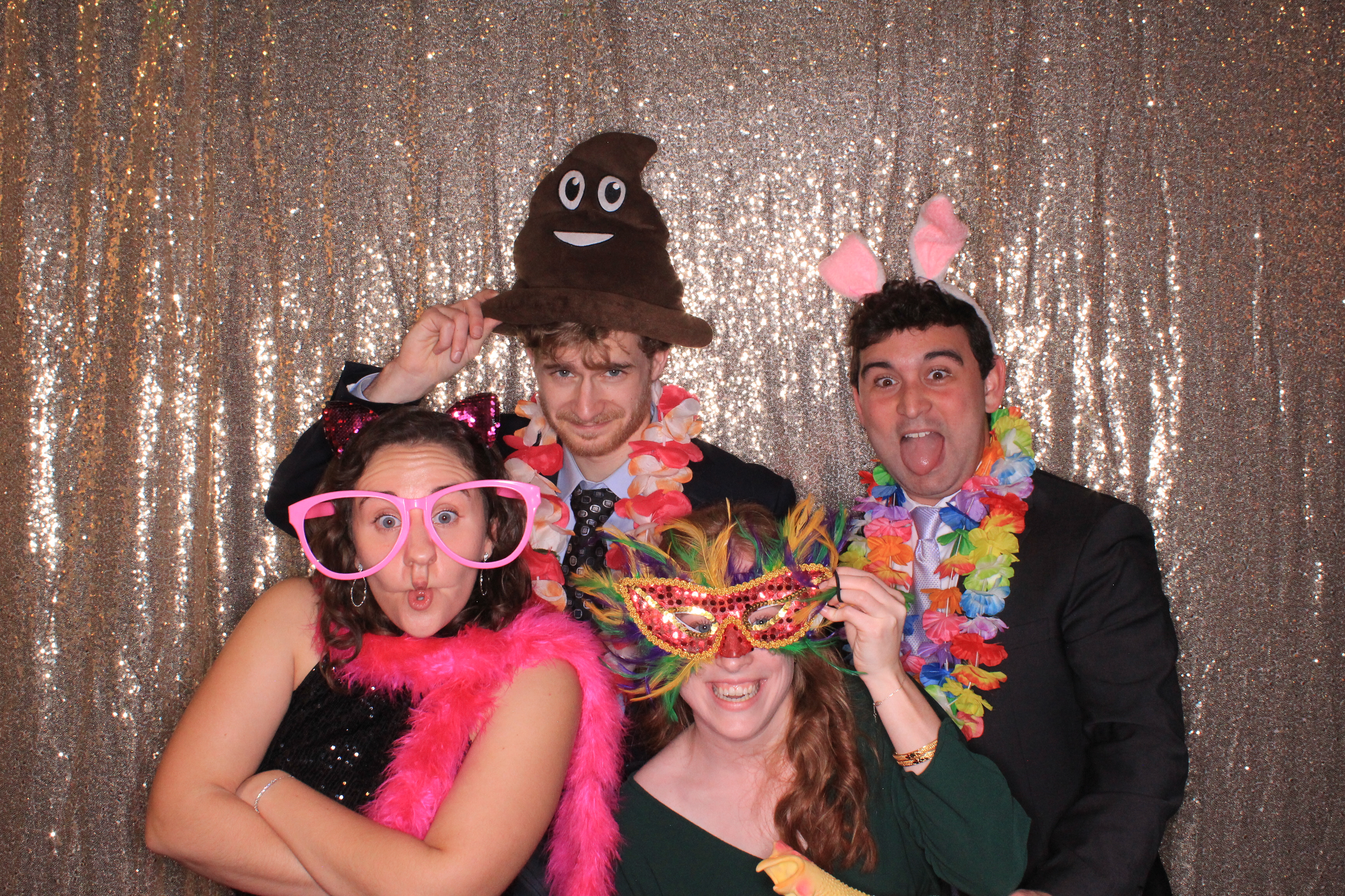 Ethan and Alexa's Wedding | View more photos from the event at gallery.photoboothbillings.com/u/PhotoBoothBillings/Ethan-and-Alexas-Wedding