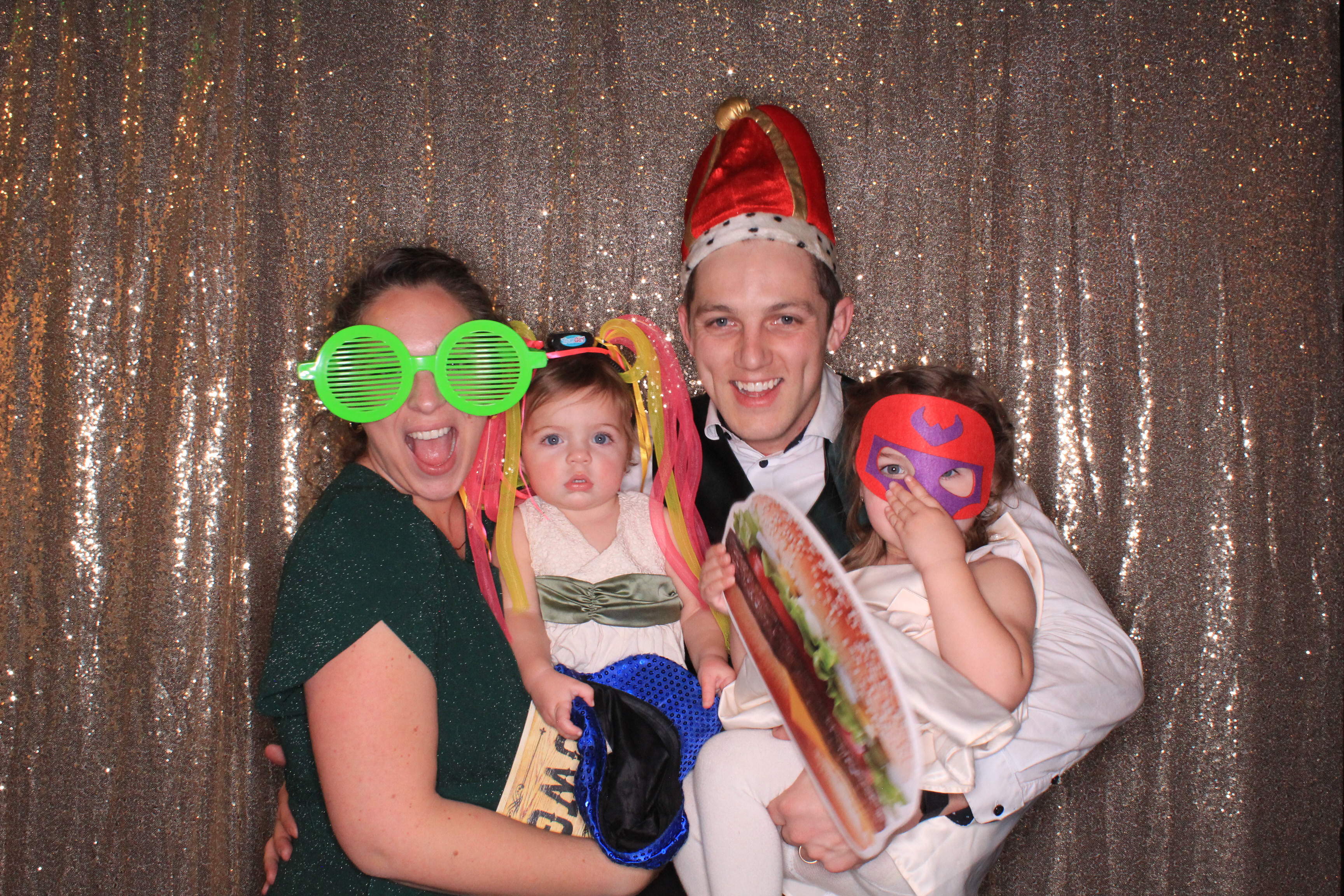 Ethan and Alexa's Wedding | View more photos from the event at gallery.photoboothbillings.com/u/PhotoBoothBillings/Ethan-and-Alexas-Wedding