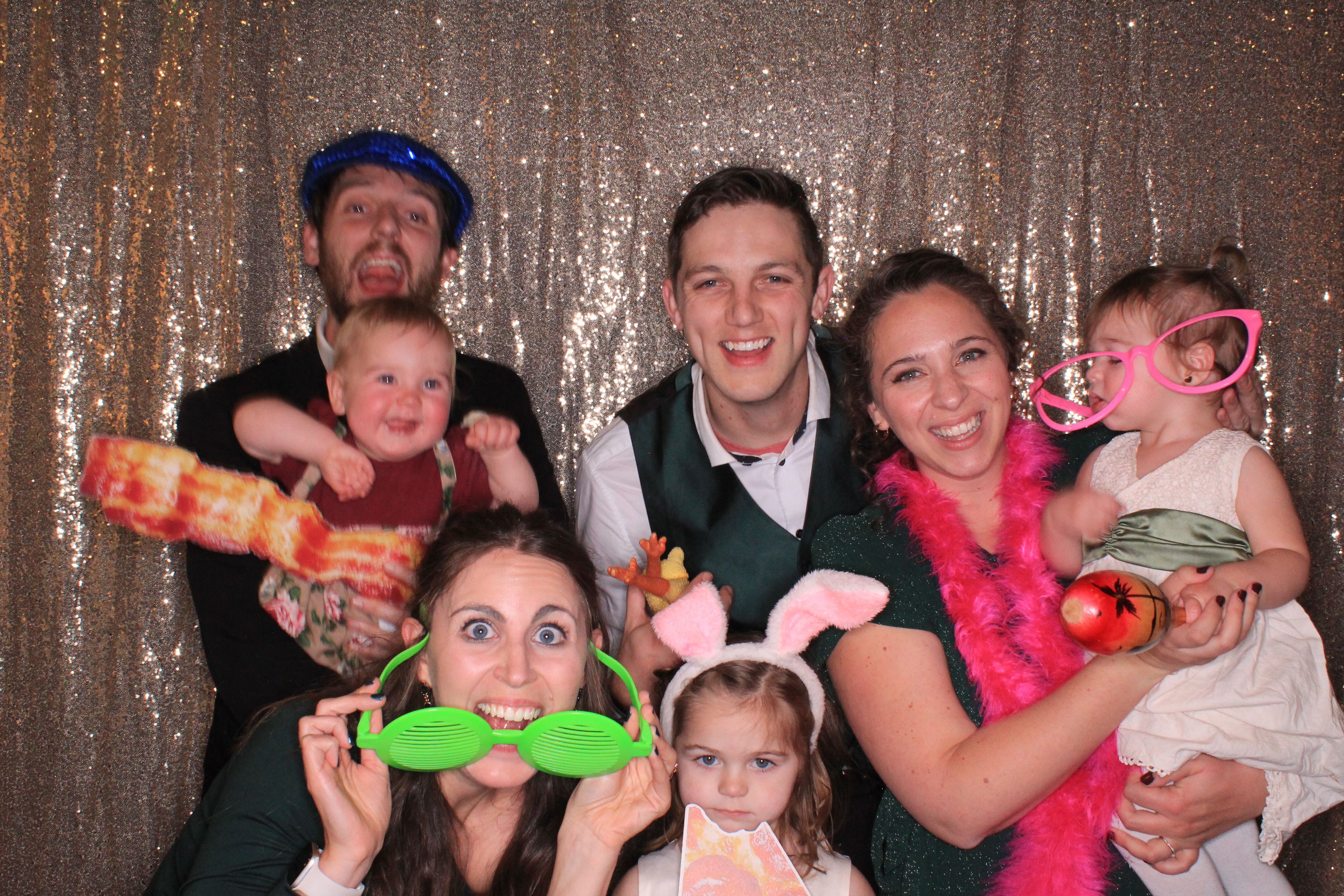 Ethan and Alexa's Wedding | View more photos from the event at gallery.photoboothbillings.com/u/PhotoBoothBillings/Ethan-and-Alexas-Wedding