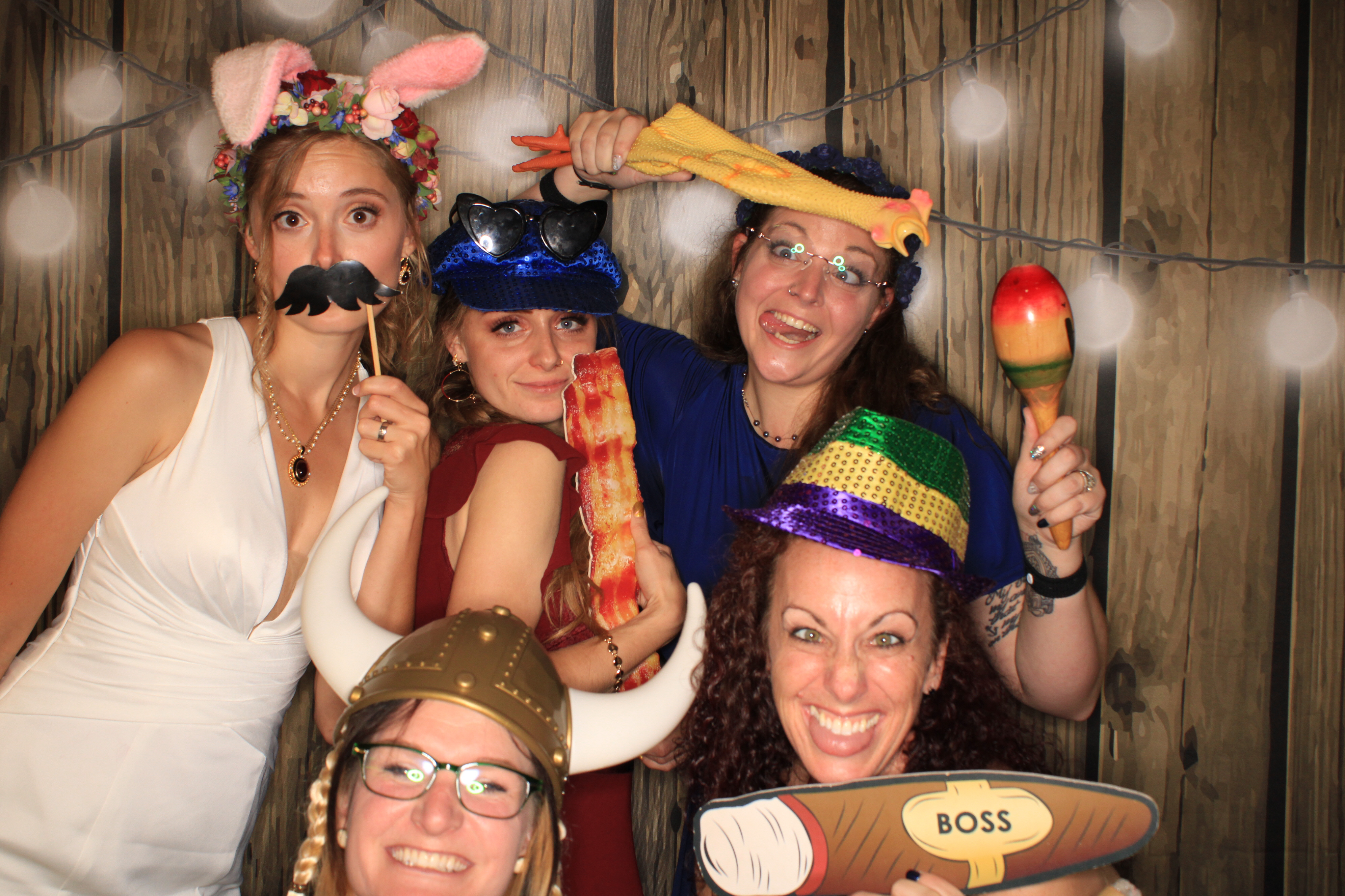 Kathryn and Jeffery's Wedding | View more photos from the event at gallery.photoboothbillings.com/u/PhotoBoothBillings/Kathryn-and-Jefferys-Wedding