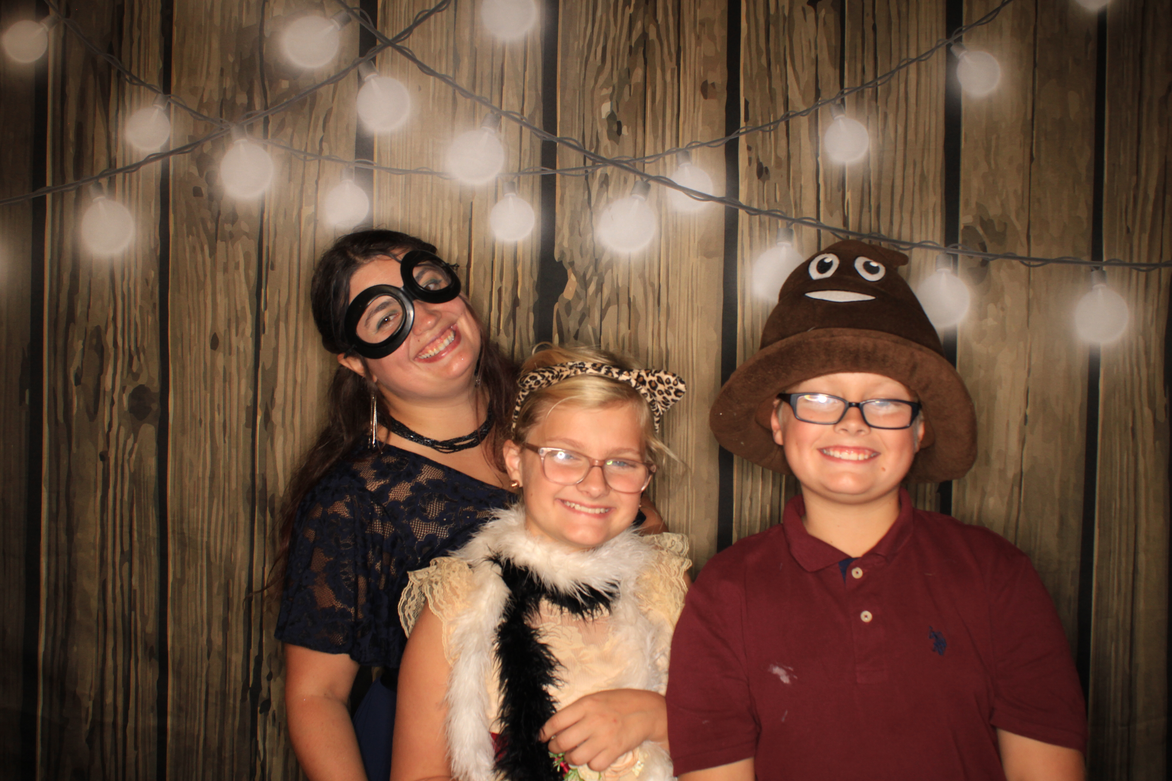 Kathryn and Jeffery's Wedding | View more photos from the event at gallery.photoboothbillings.com/u/PhotoBoothBillings/Kathryn-and-Jefferys-Wedding