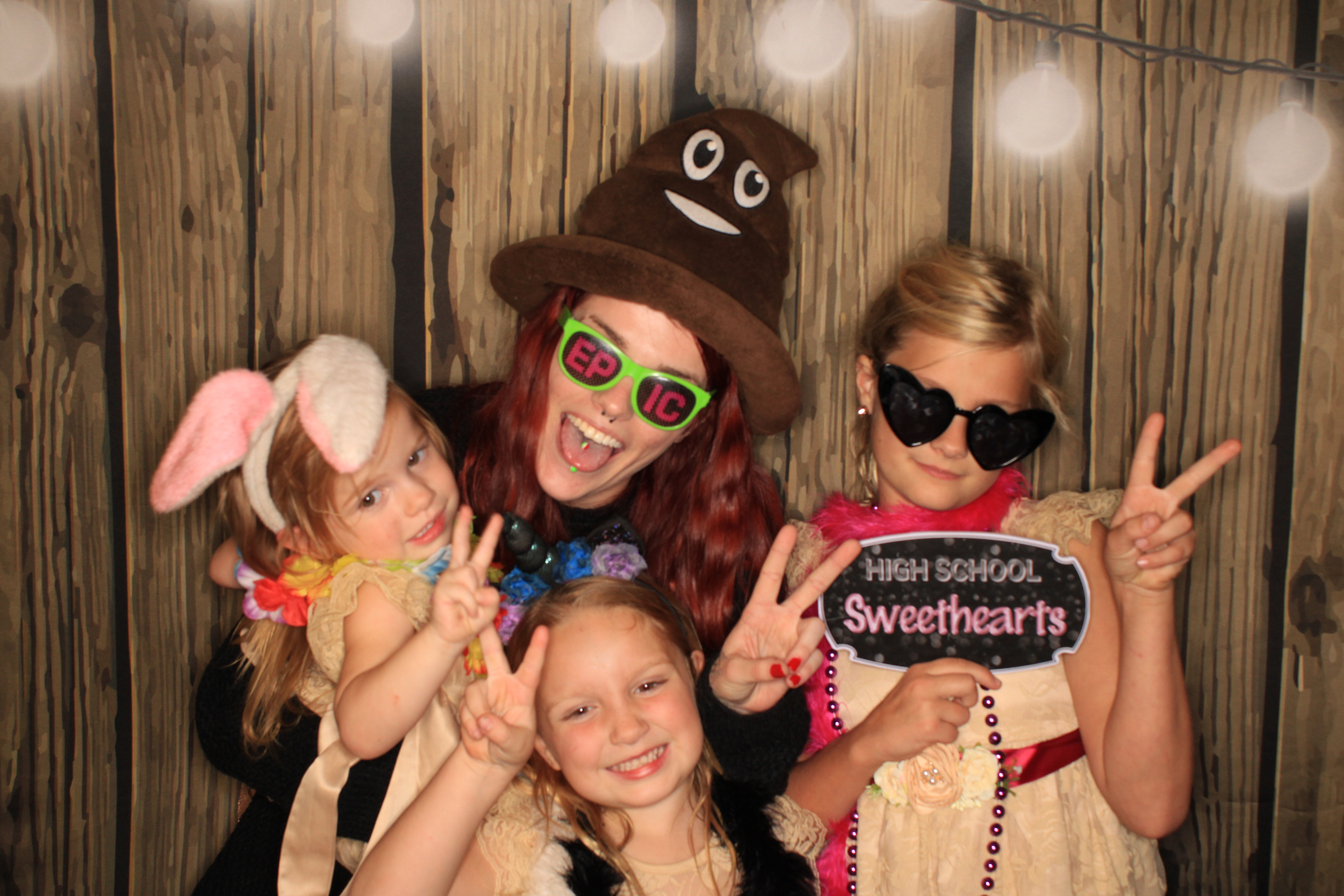 Kathryn and Jeffery's Wedding | View more photos from the event at gallery.photoboothbillings.com/u/PhotoBoothBillings/Kathryn-and-Jefferys-Wedding