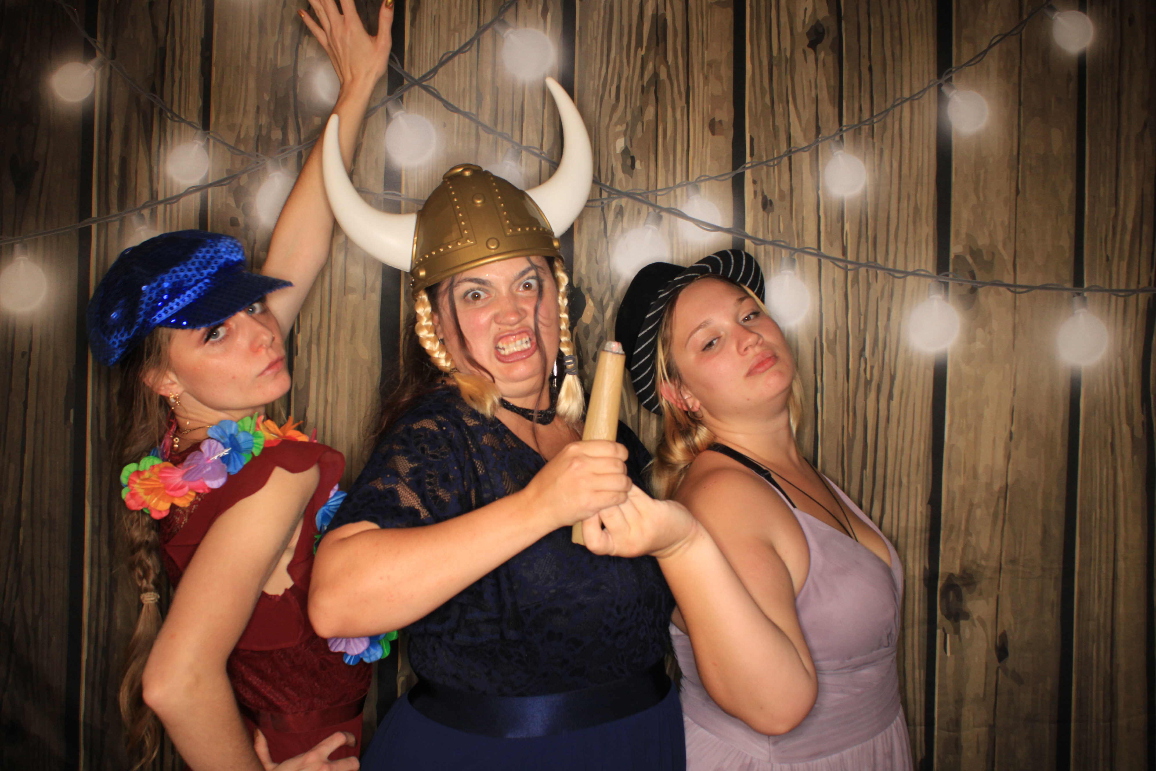 Kathryn and Jeffery's Wedding | View more photos from the event at gallery.photoboothbillings.com/u/PhotoBoothBillings/Kathryn-and-Jefferys-Wedding