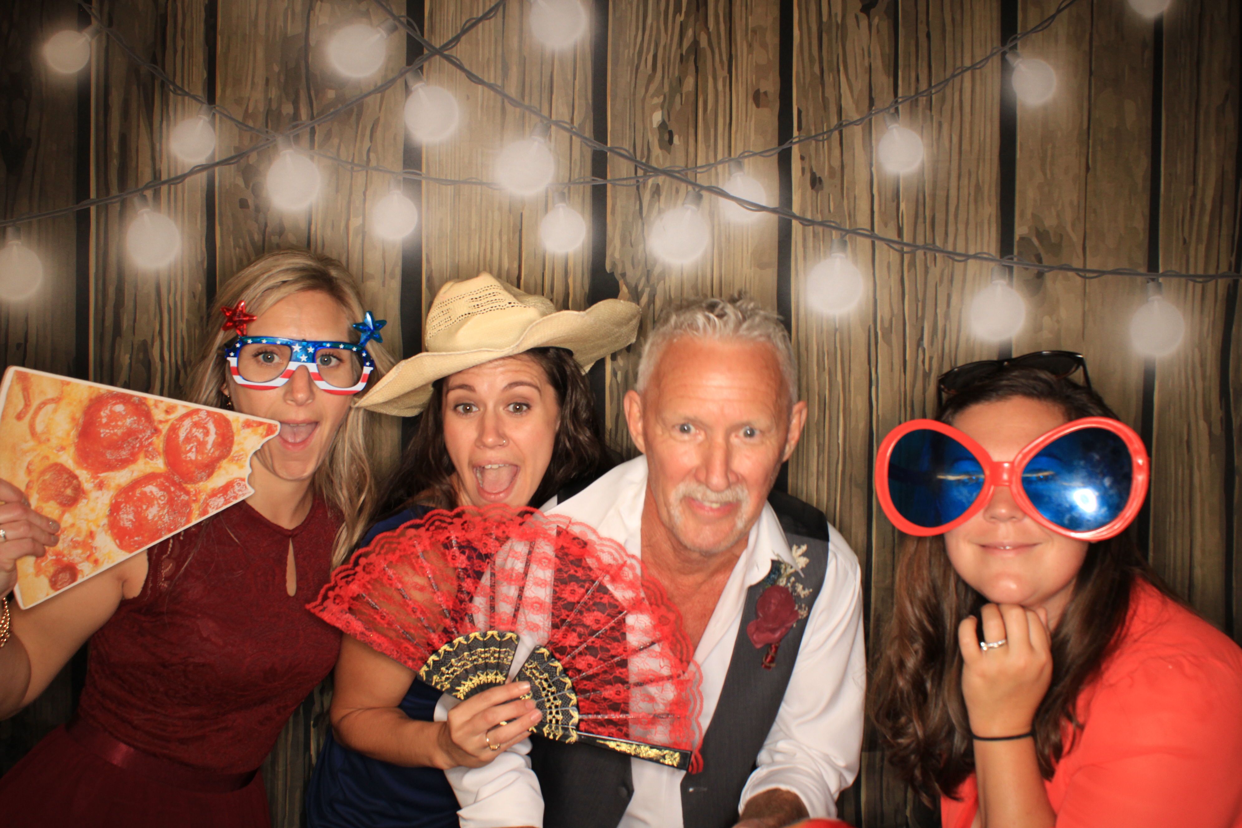 Kathryn and Jeffery's Wedding | View more photos from the event at gallery.photoboothbillings.com/u/PhotoBoothBillings/Kathryn-and-Jefferys-Wedding