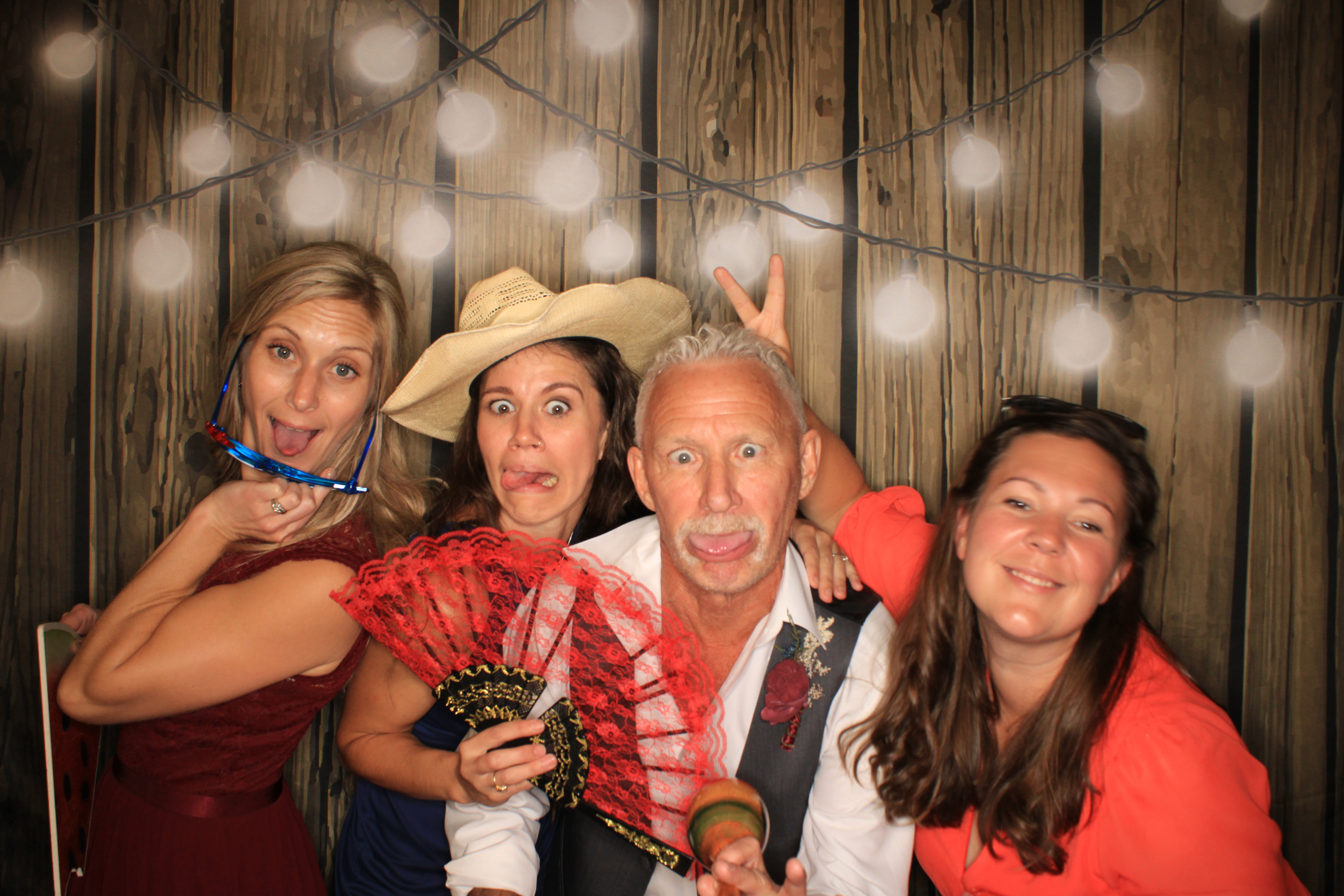 Kathryn and Jeffery's Wedding | View more photos from the event at gallery.photoboothbillings.com/u/PhotoBoothBillings/Kathryn-and-Jefferys-Wedding