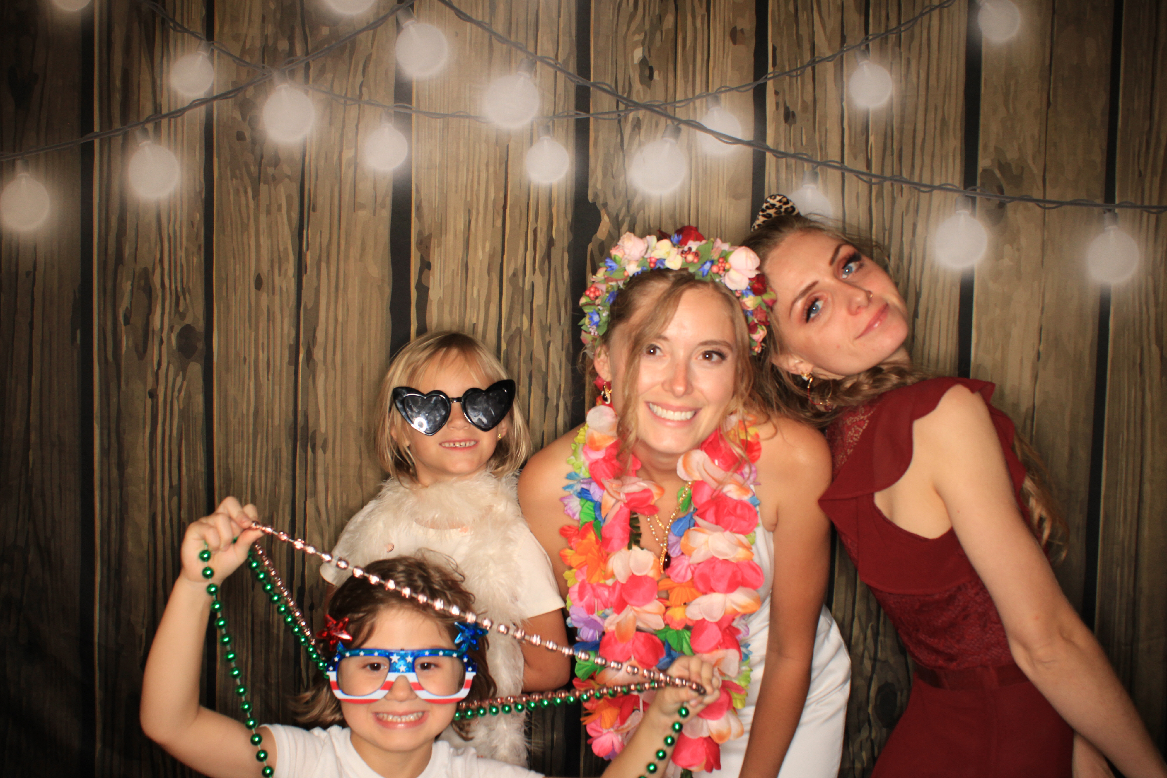 Kathryn and Jeffery's Wedding | View more photos from the event at gallery.photoboothbillings.com/u/PhotoBoothBillings/Kathryn-and-Jefferys-Wedding