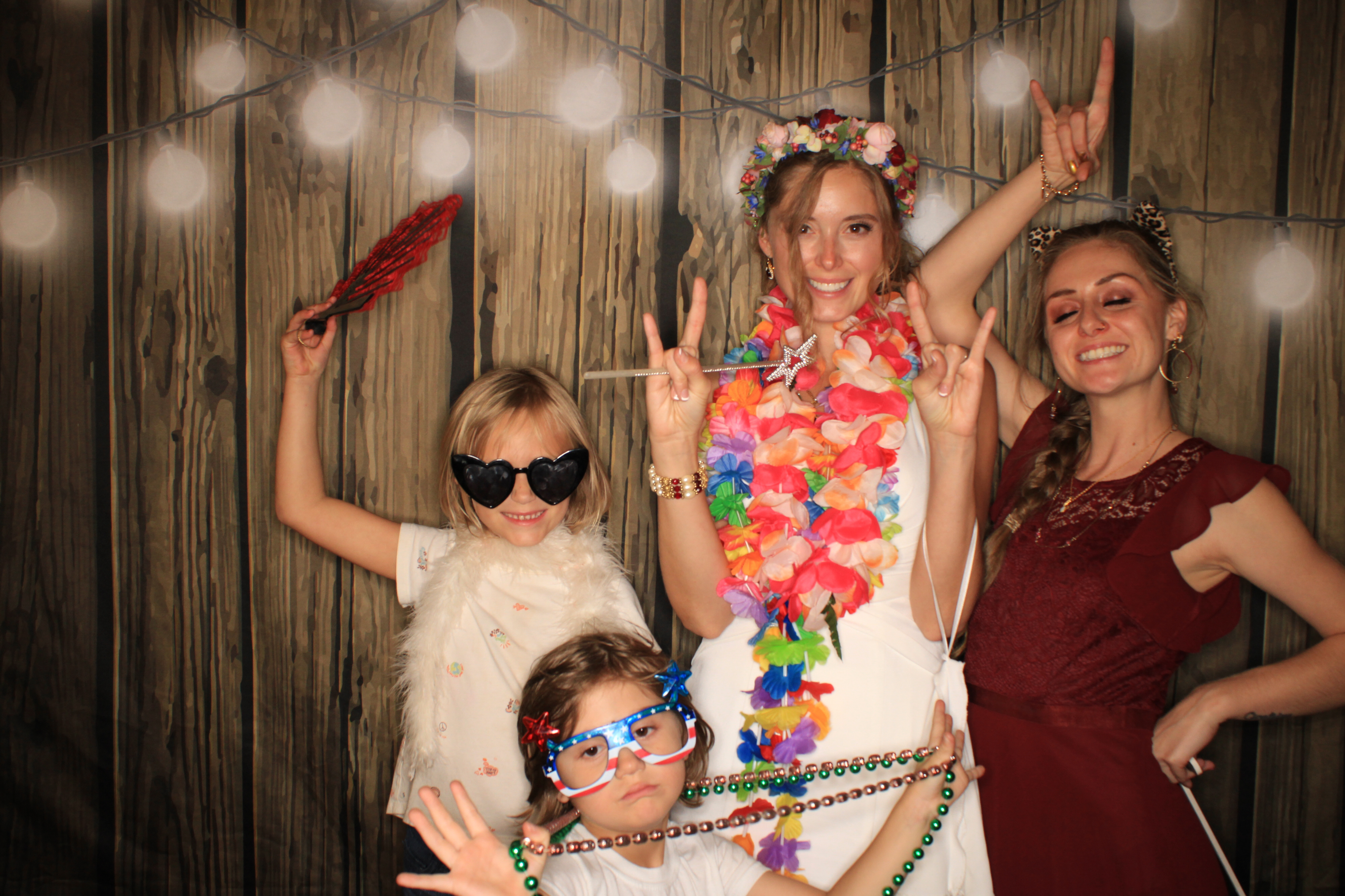 Kathryn and Jeffery's Wedding | View more photos from the event at gallery.photoboothbillings.com/u/PhotoBoothBillings/Kathryn-and-Jefferys-Wedding