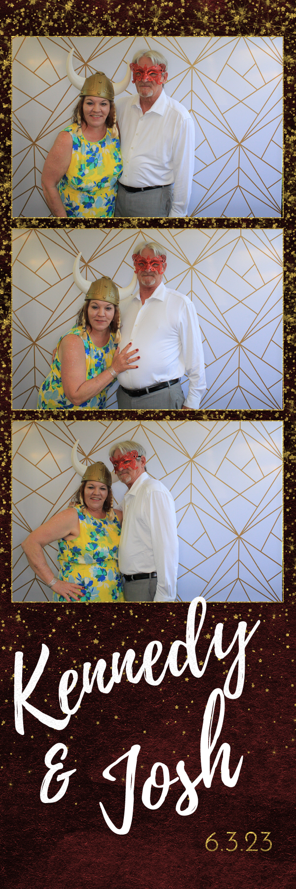 Kennedy and Josh's Wedding | View more photos from the event at gallery.photoboothbillings.com/u/PhotoBoothBillings/Kennedy-and-Joshs-Wedding
