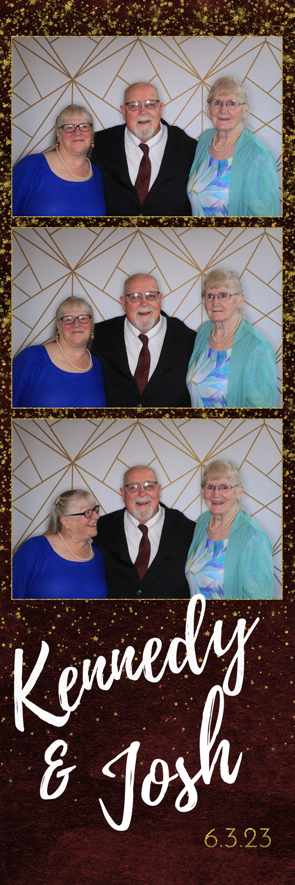 Kennedy and Josh's Wedding | View more photos from the event at gallery.photoboothbillings.com/u/PhotoBoothBillings/Kennedy-and-Joshs-Wedding