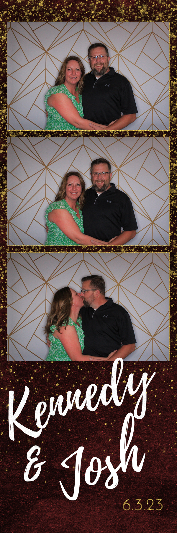 Kennedy and Josh's Wedding | View more photos from the event at gallery.photoboothbillings.com/u/PhotoBoothBillings/Kennedy-and-Joshs-Wedding
