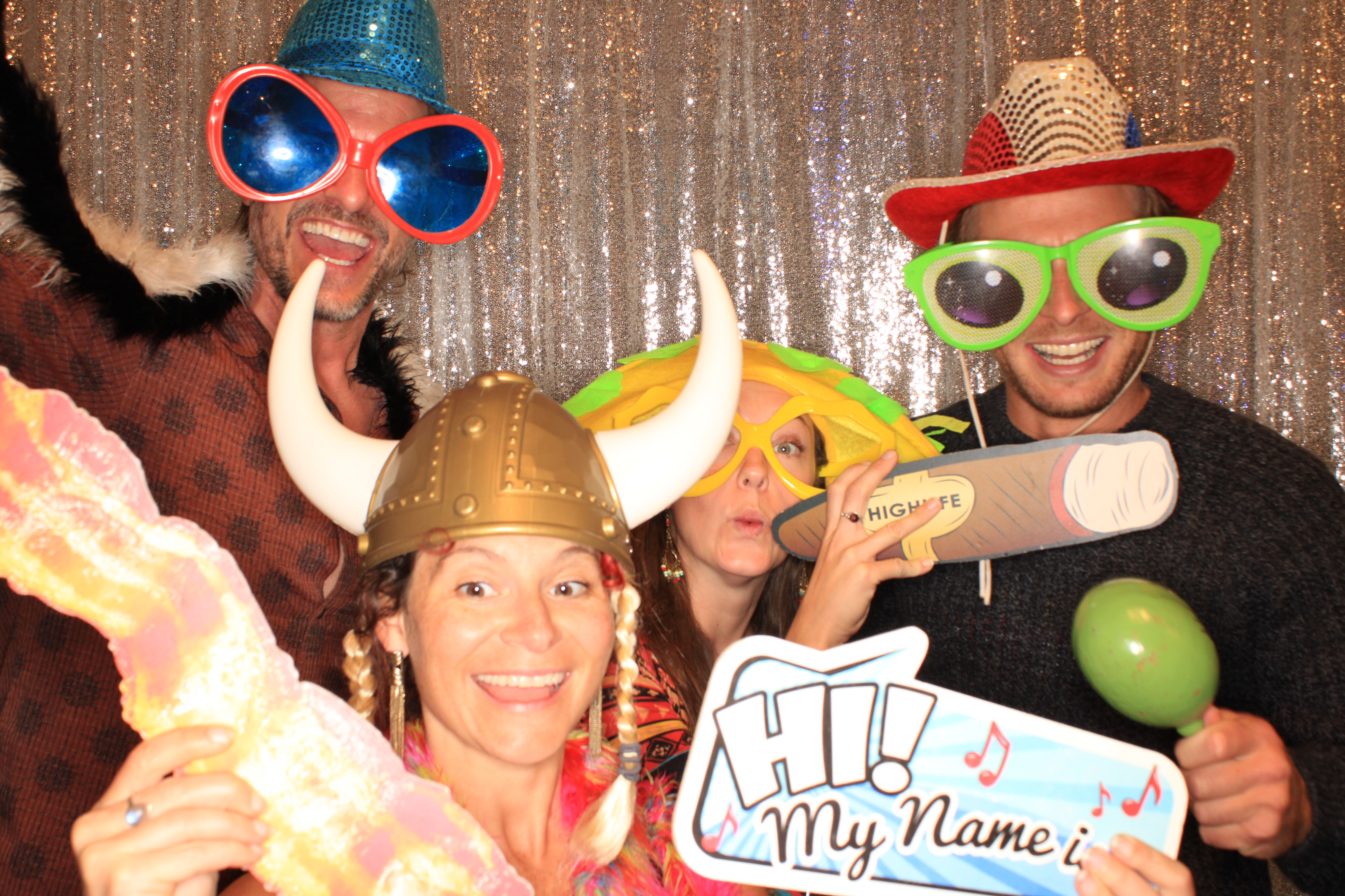Liz and Jon's Wedding | View more photos from the event at gallery.photoboothbillings.com/u/PhotoBoothBillings/Liz-and-Jons-Wedding