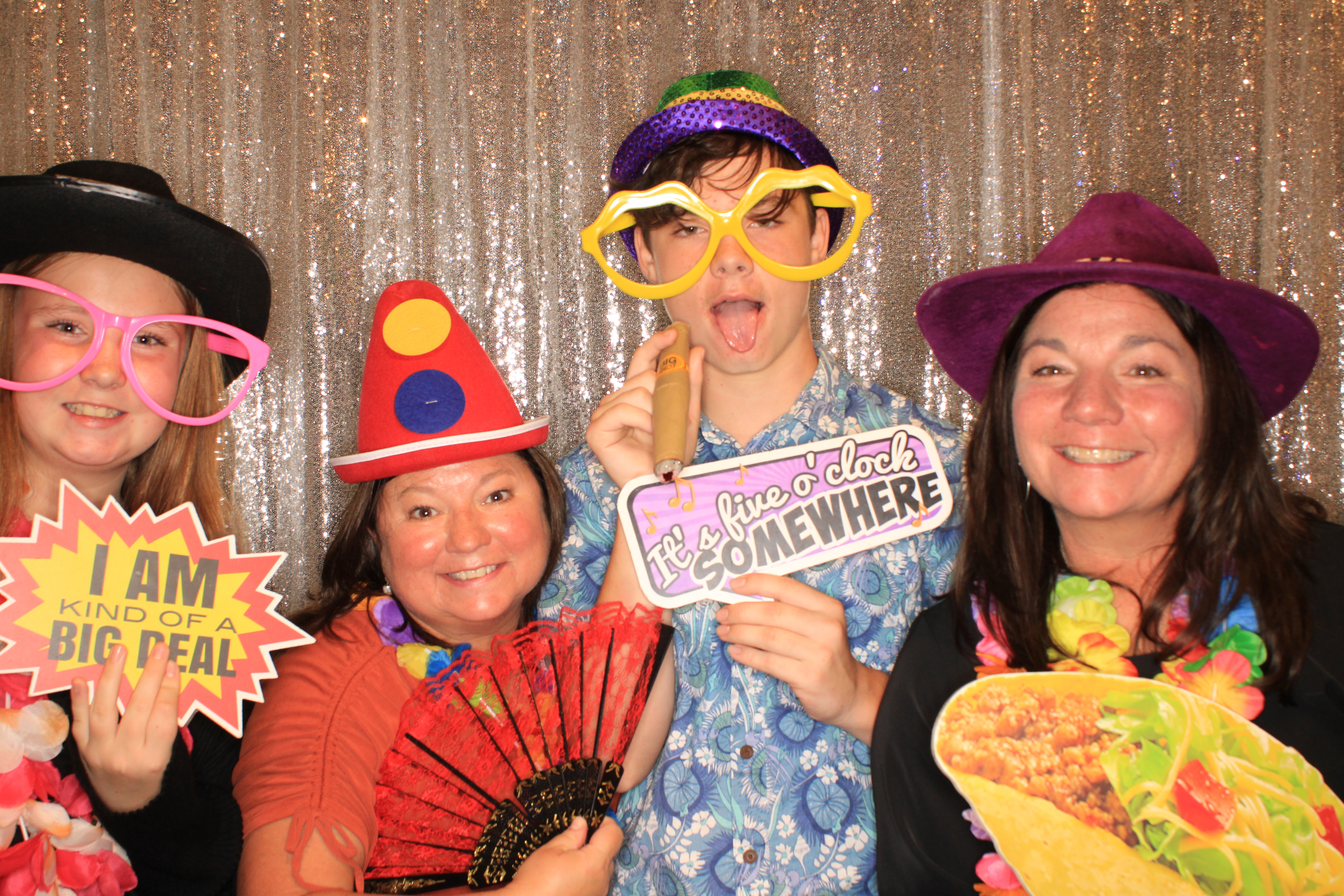 Liz and Jon's Wedding | View more photos from the event at gallery.photoboothbillings.com/u/PhotoBoothBillings/Liz-and-Jons-Wedding