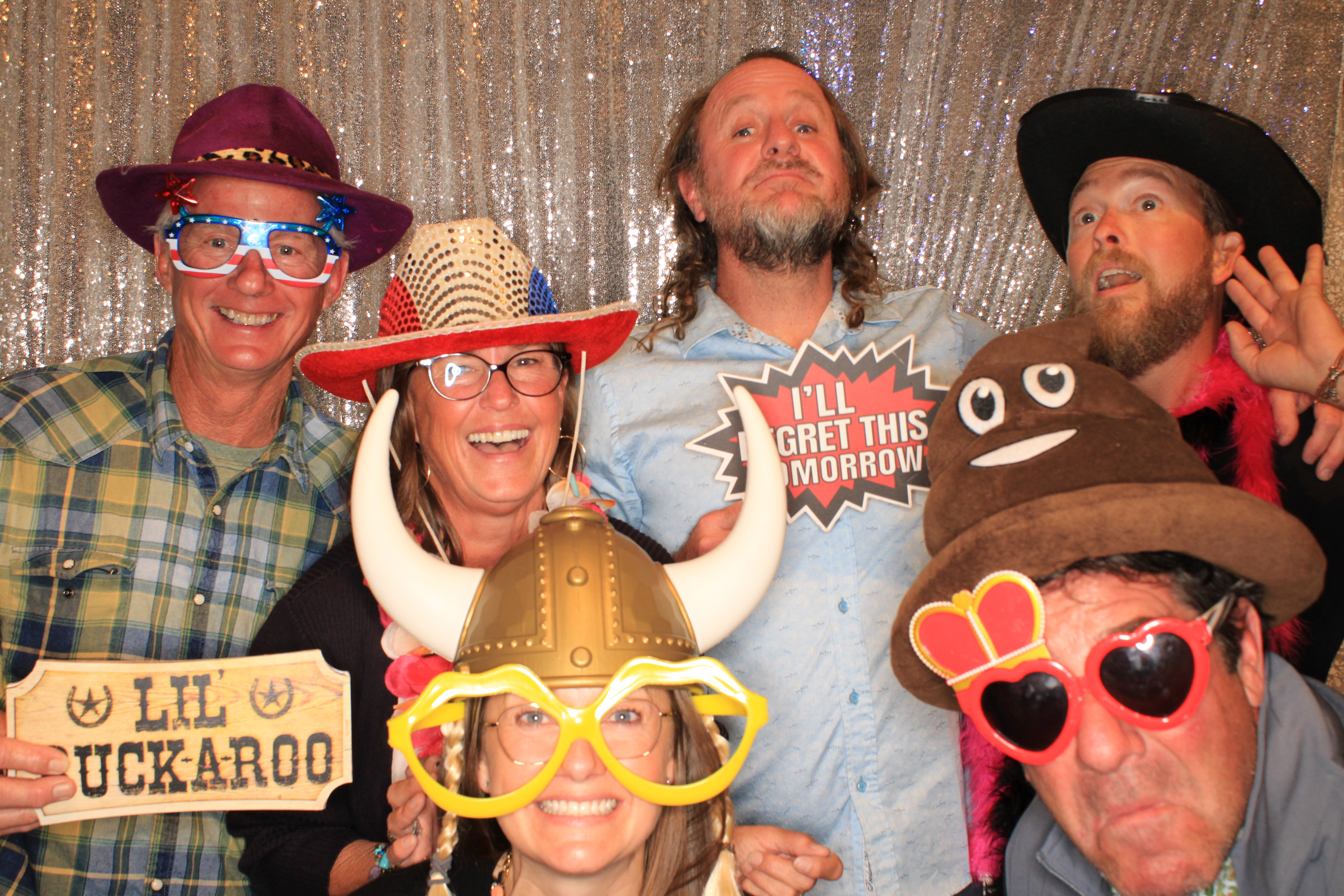 Liz and Jon's Wedding | View more photos from the event at gallery.photoboothbillings.com/u/PhotoBoothBillings/Liz-and-Jons-Wedding