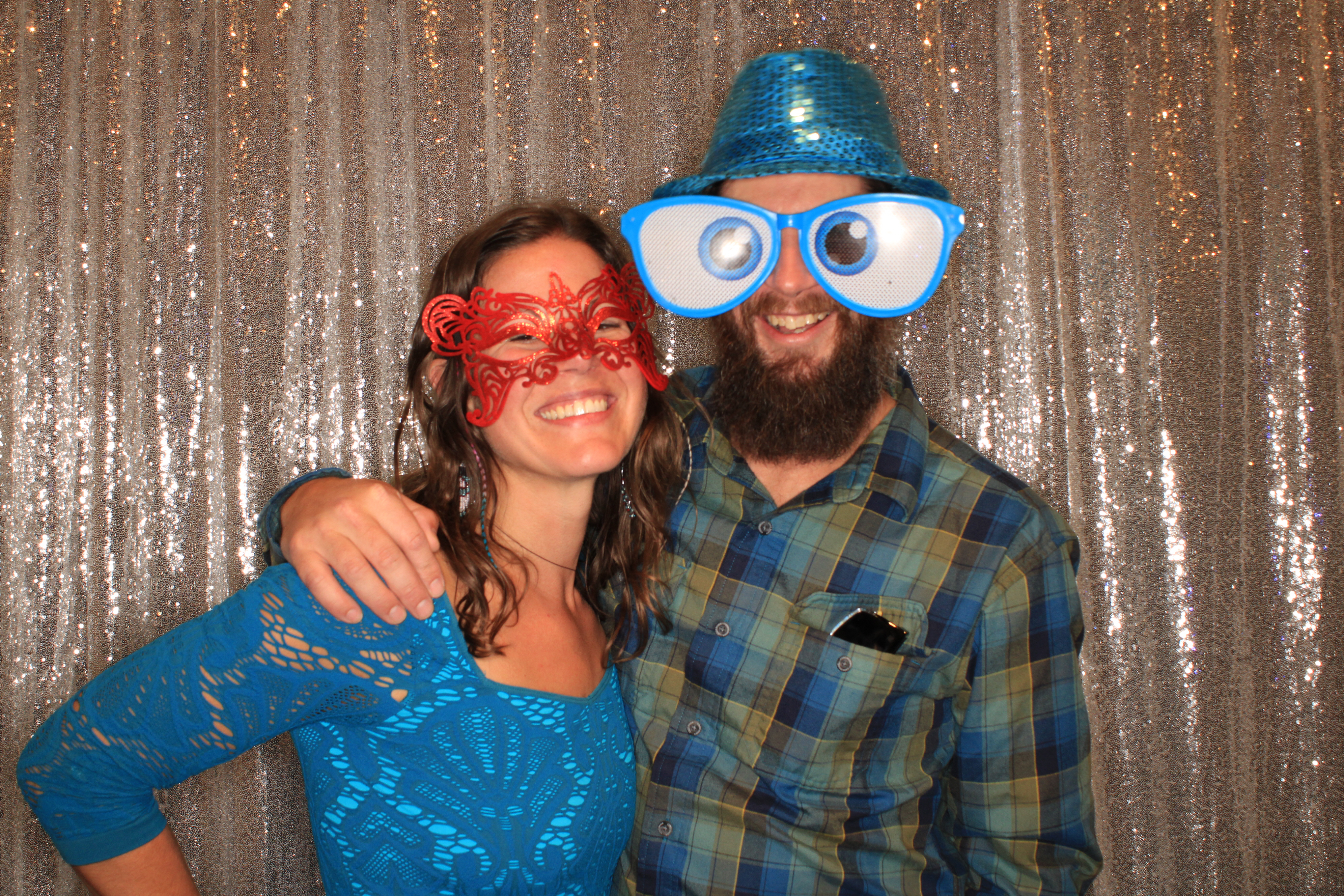 Liz and Jon's Wedding | View more photos from the event at gallery.photoboothbillings.com/u/PhotoBoothBillings/Liz-and-Jons-Wedding