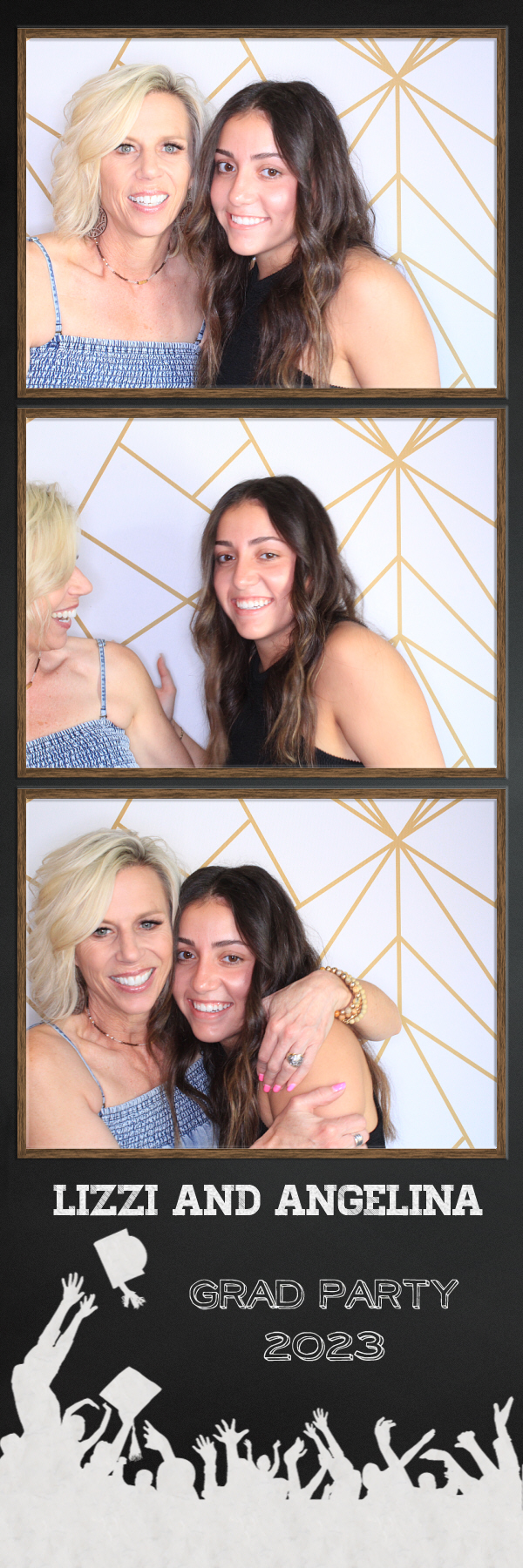 Lizzi and Angelina | View more photos from the event at gallery.photoboothbillings.com/u/PhotoBoothBillings/Lizzi-and-Angelina