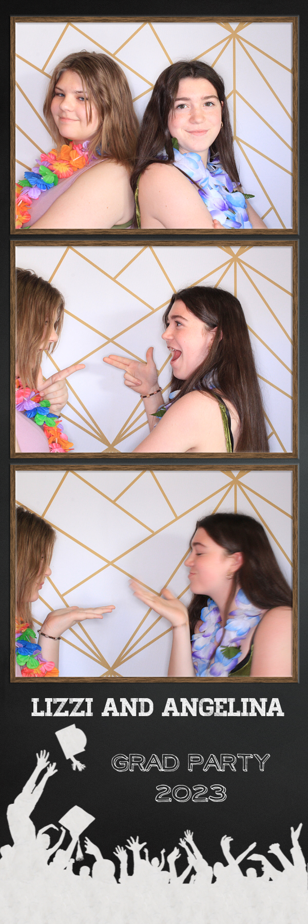 Lizzi and Angelina | View more photos from the event at gallery.photoboothbillings.com/u/PhotoBoothBillings/Lizzi-and-Angelina