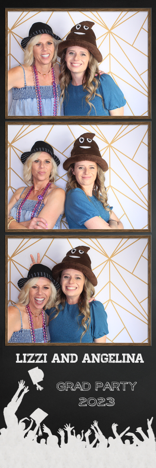 Lizzi and Angelina | View more photos from the event at gallery.photoboothbillings.com/u/PhotoBoothBillings/Lizzi-and-Angelina