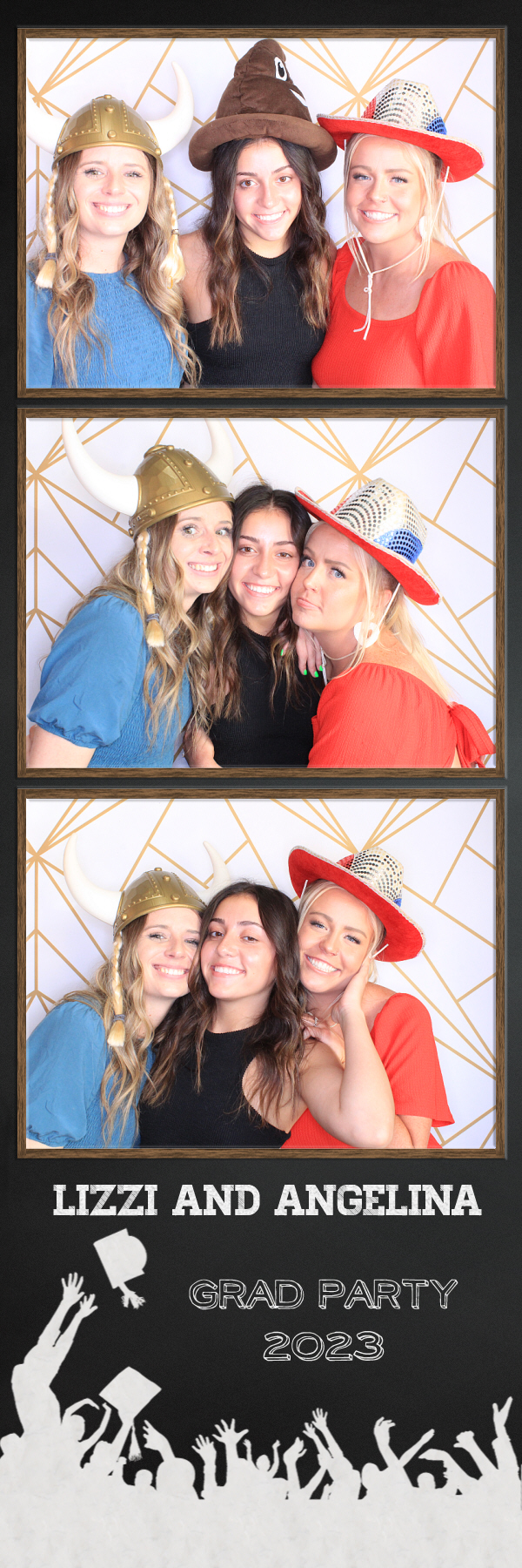 Lizzi and Angelina | View more photos from the event at gallery.photoboothbillings.com/u/PhotoBoothBillings/Lizzi-and-Angelina
