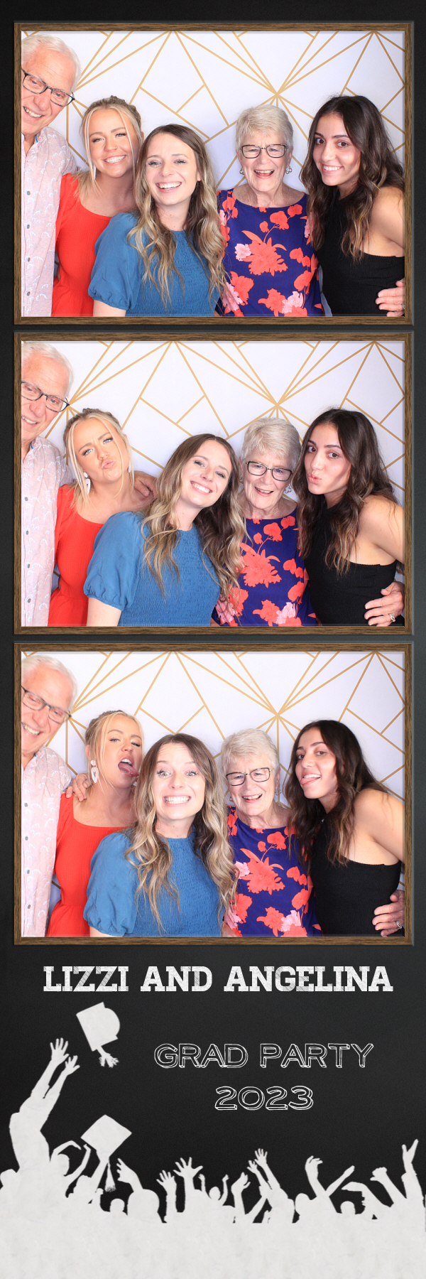 Lizzi and Angelina | View more photos from the event at gallery.photoboothbillings.com/u/PhotoBoothBillings/Lizzi-and-Angelina