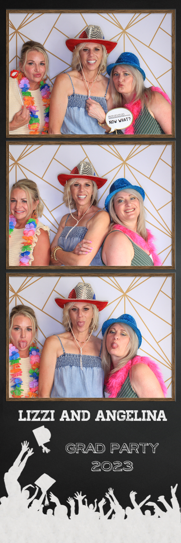 Lizzi and Angelina | View more photos from the event at gallery.photoboothbillings.com/u/PhotoBoothBillings/Lizzi-and-Angelina