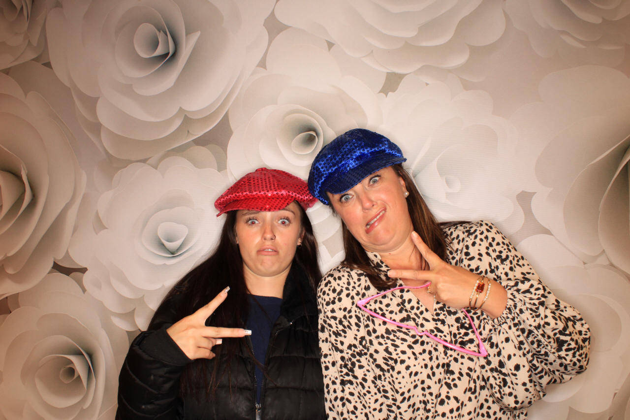 Purse-a-Palooza | View more photos from the event at gallery.photoboothbillings.com/u/PhotoBoothBillings/Purse-a-Palooza