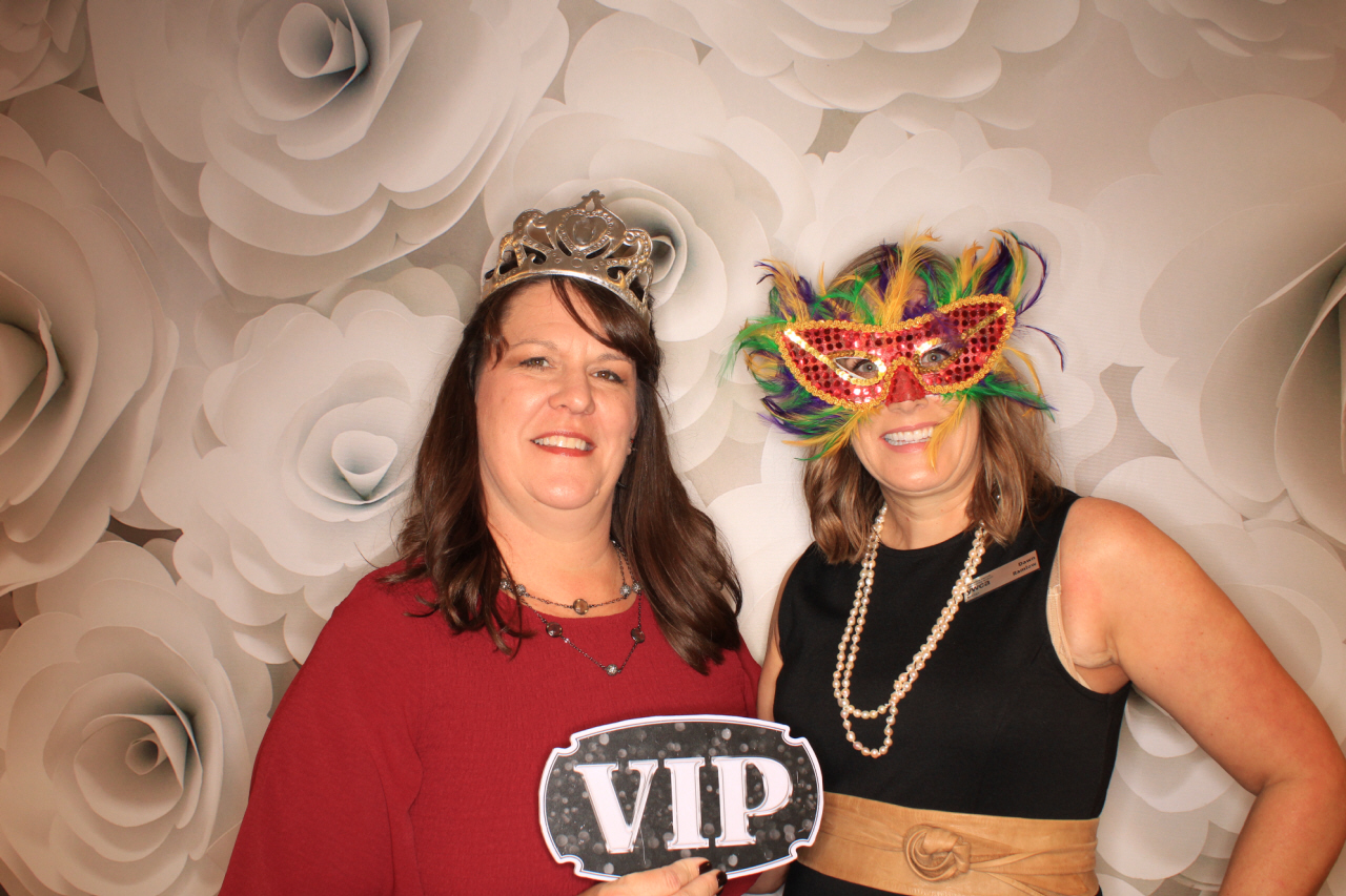Purse-a-Palooza | View more photos from the event at gallery.photoboothbillings.com/u/PhotoBoothBillings/Purse-a-Palooza